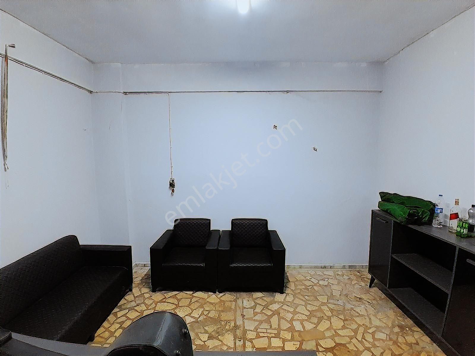 Uğur Çevik'ten Kiralık 100m² Dükkan Sessiz İşlere Uygun - Görsel 3