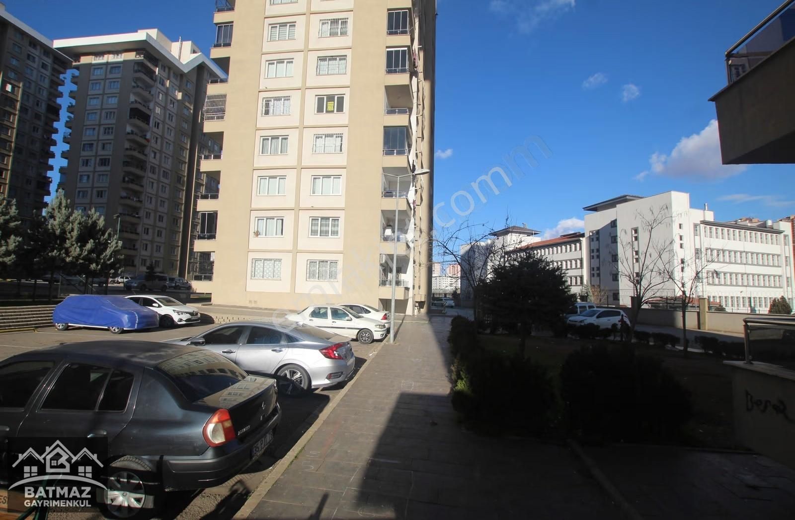 Güzelyurt Konutlarında Satılık Bakımlı (2+1) Daire - Görsel 33