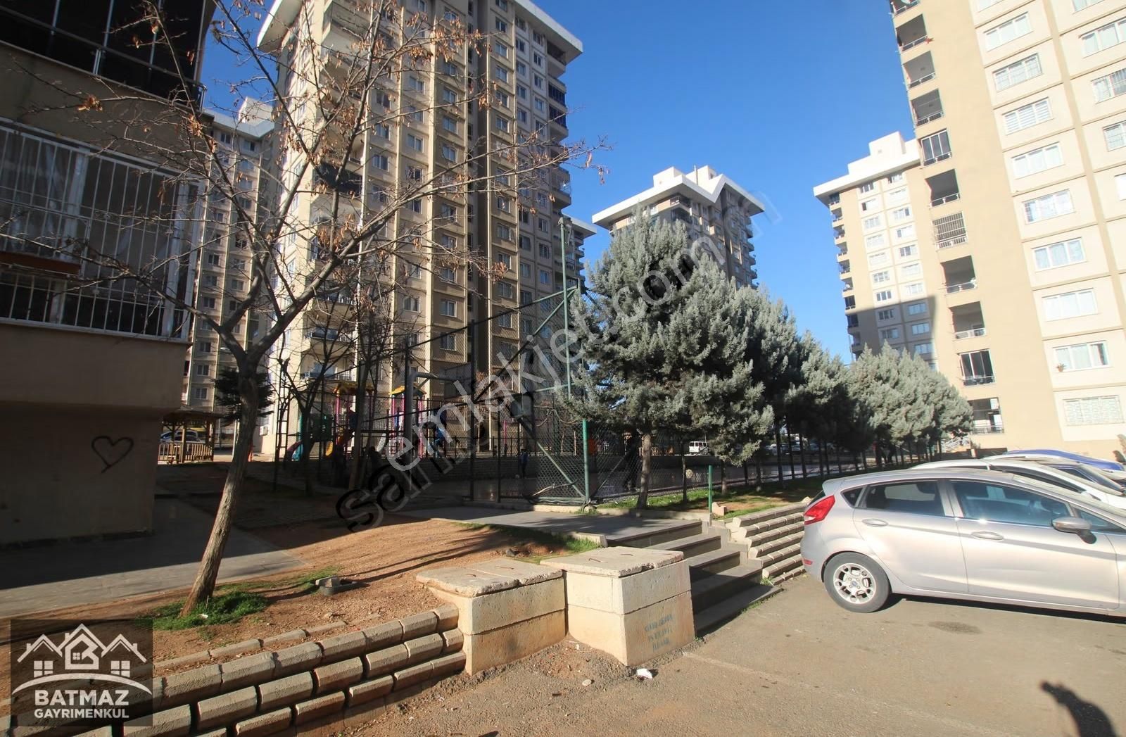 Güzelyurt Konutlarında Satılık Bakımlı (2+1) Daire - Görsel 2