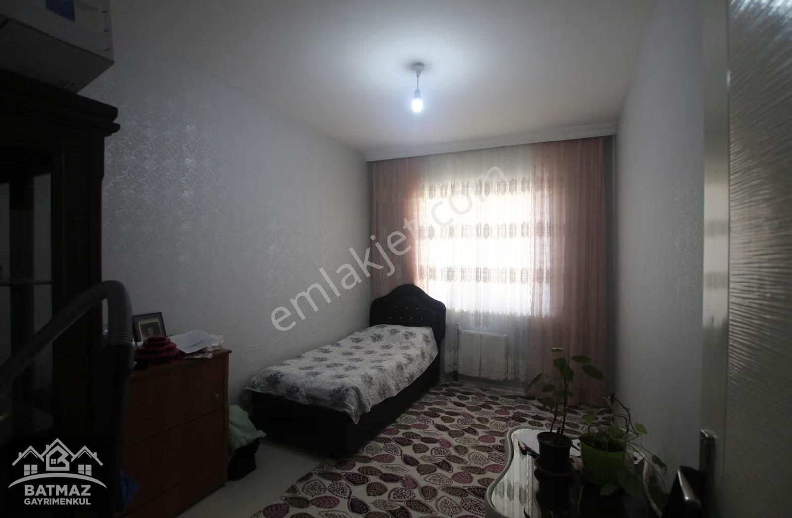 Güzelyurt Konutlarında Satılık Bakımlı (2+1) Daire - Görsel 9