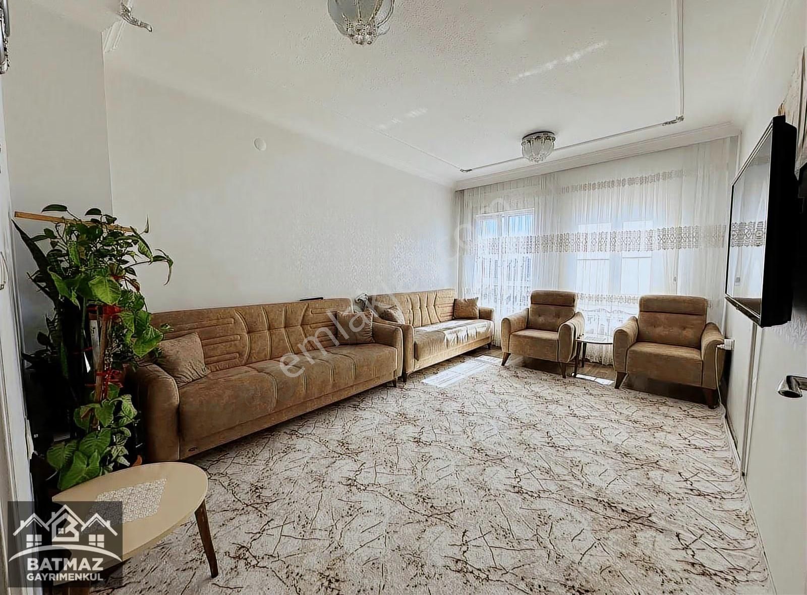 Batmaz'dan Beykent 3.etap Cadde Üstü Satılık 2+1 Bakımlı Daire - Görsel 5