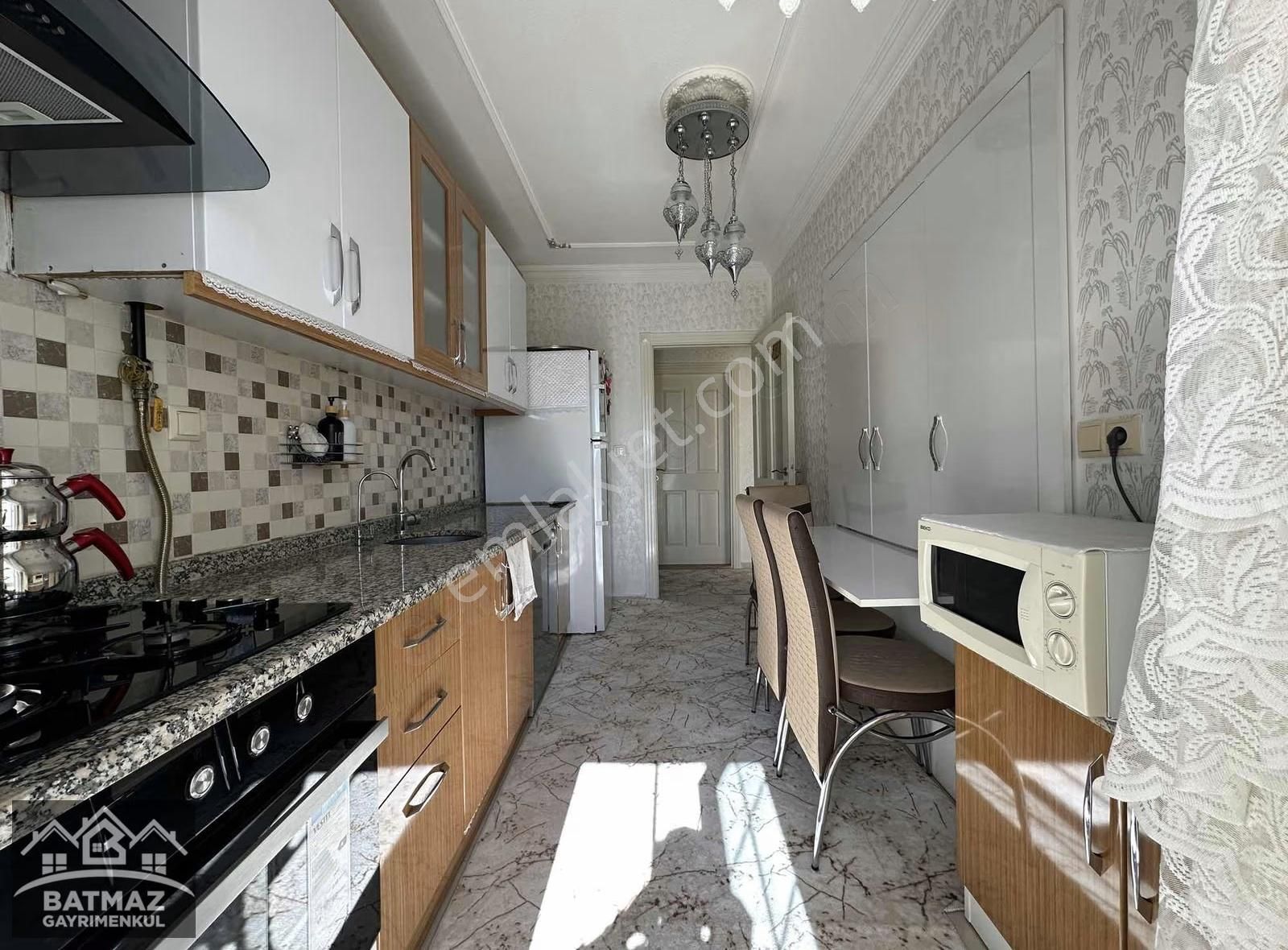 Batmaz'dan Beykent 3.etap Cadde Üstü Satılık 2+1 Bakımlı Daire - Görsel 19