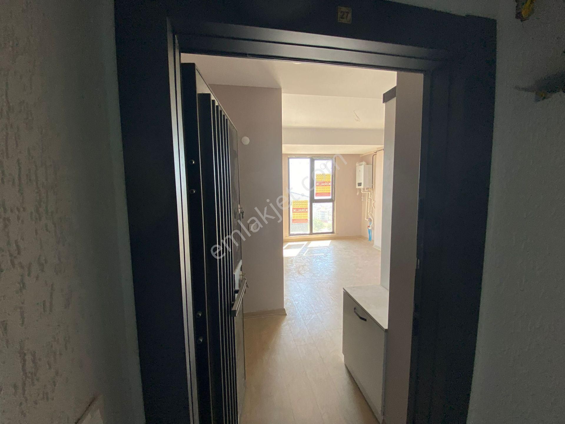 Ekşioğlu'ndan Tekirdağ Süleymanpaşa Atatürk Mah Yatırımlık Kiracılı 1+1 Satılık Daire