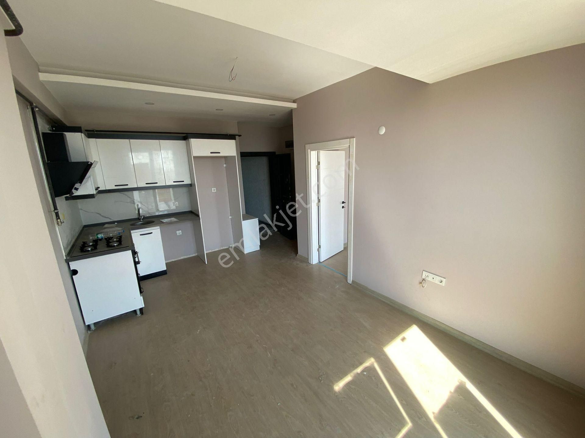 Ekşioğlu'ndan Tekirdağ Süleymanpaşa Atatürk Mah Yatırımlık Kiracılı 1+1 Satılık Daire - Görsel 3