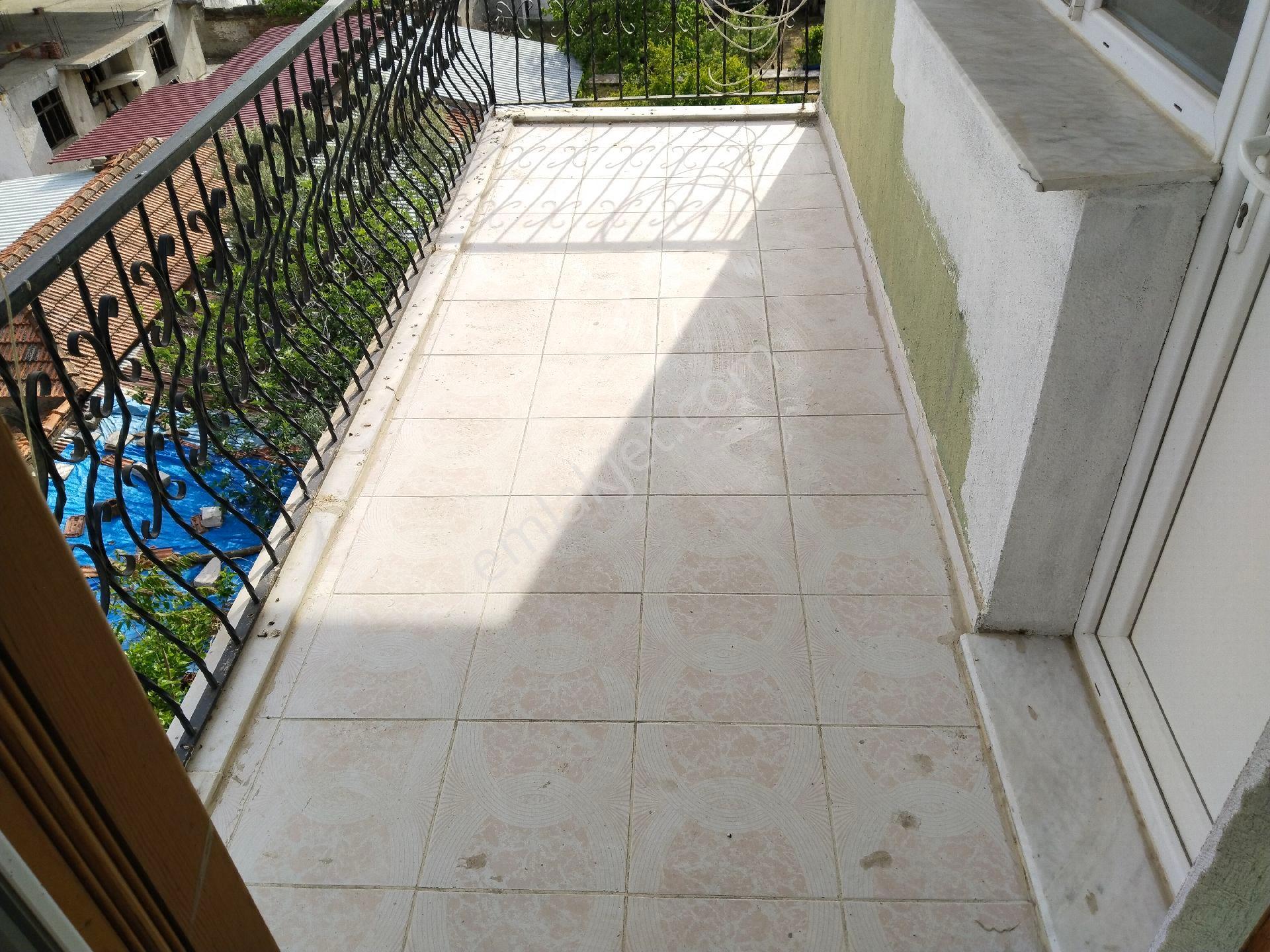 Bergama Atatürk Mah 4 Balkon 1 Kiler Ara Kat 4+1 Geniş Daire Satılık - Görsel 26