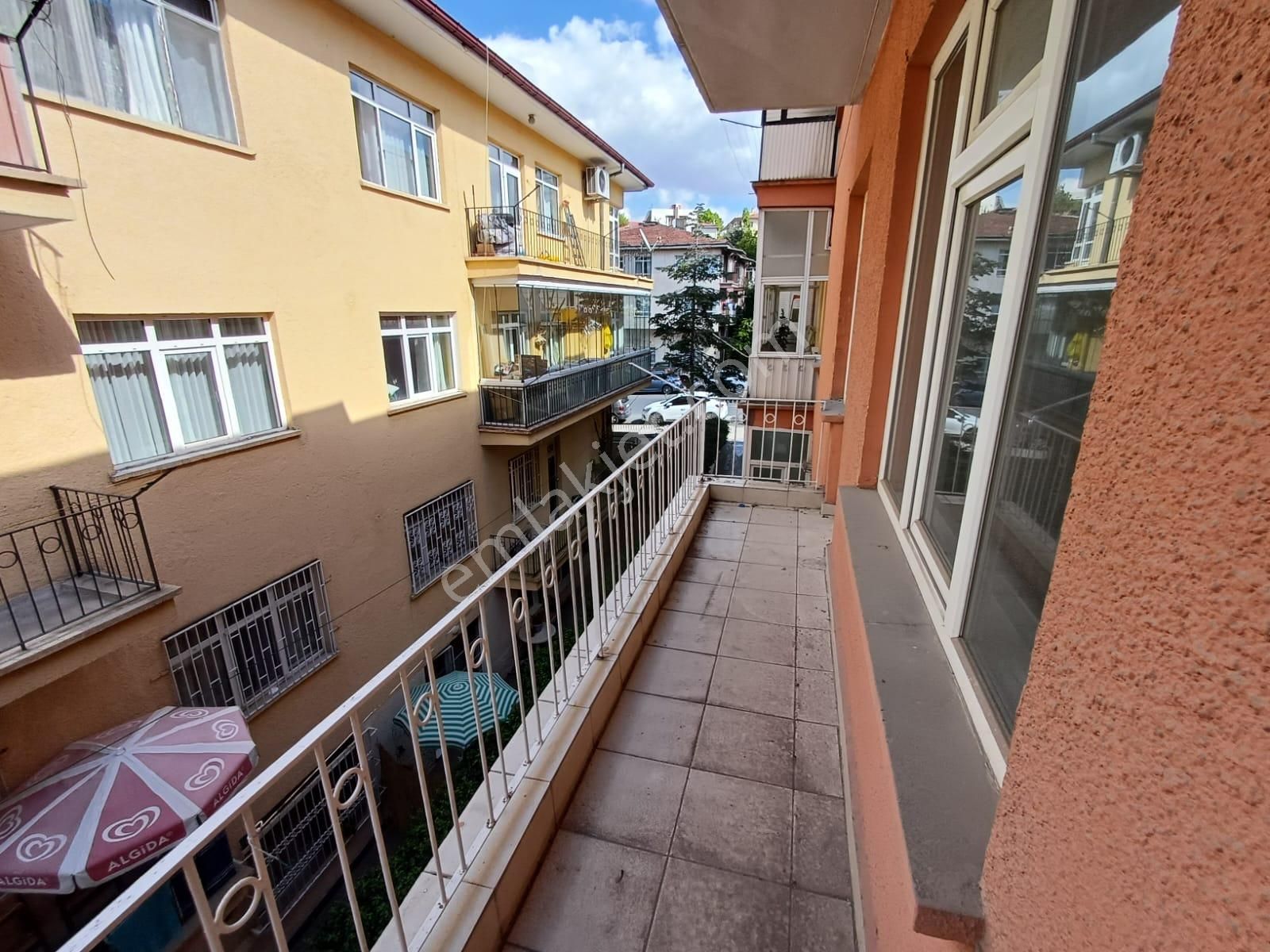 Gop Reşitgalip Caddesinde Kombili Otoparklı Katta Konuta İşyerine 3+1 Kiralık Daire - Görsel 17