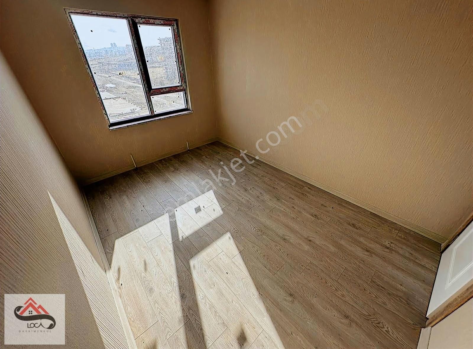 Saraycık Mh. Site İçi Ara Kat E.banyo G.odalı T.balkon M.lüx 4+1 - Görsel 19