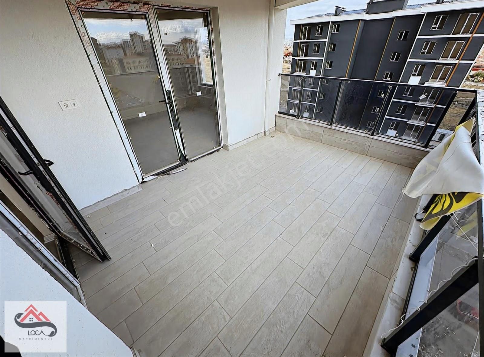 Saraycık Mh. Site İçi Ara Kat E.banyo G.odalı T.balkon M.lüx 4+1 - Görsel 9