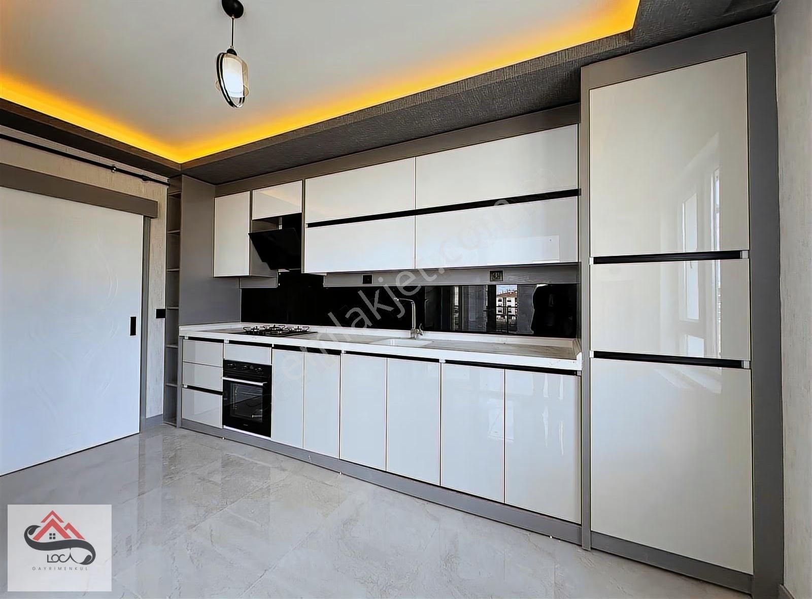 Loca'dan M.kemal'de Site İçi Geniş Peyzaj Alanı Y.girş U.lüx 3+1 - Görsel 22