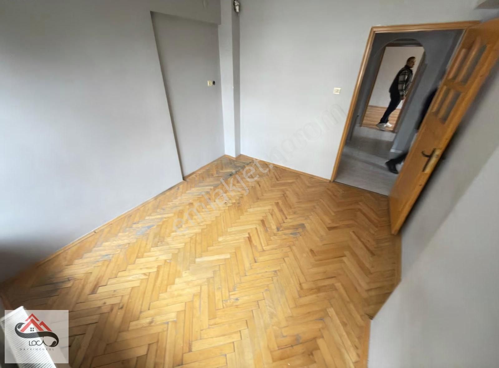 Esertepe Bankalar Cadde Üzeri Katta 3+1 Ön Cephe Orta Yapı Daire - Görsel 17