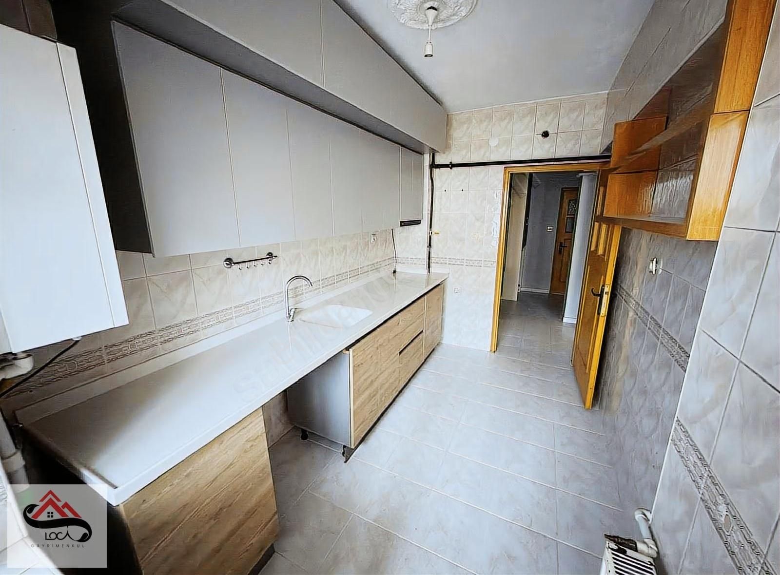 Esertepe Bankalar Cadde Üzeri Katta 3+1 Ön Cephe Orta Yapı Daire