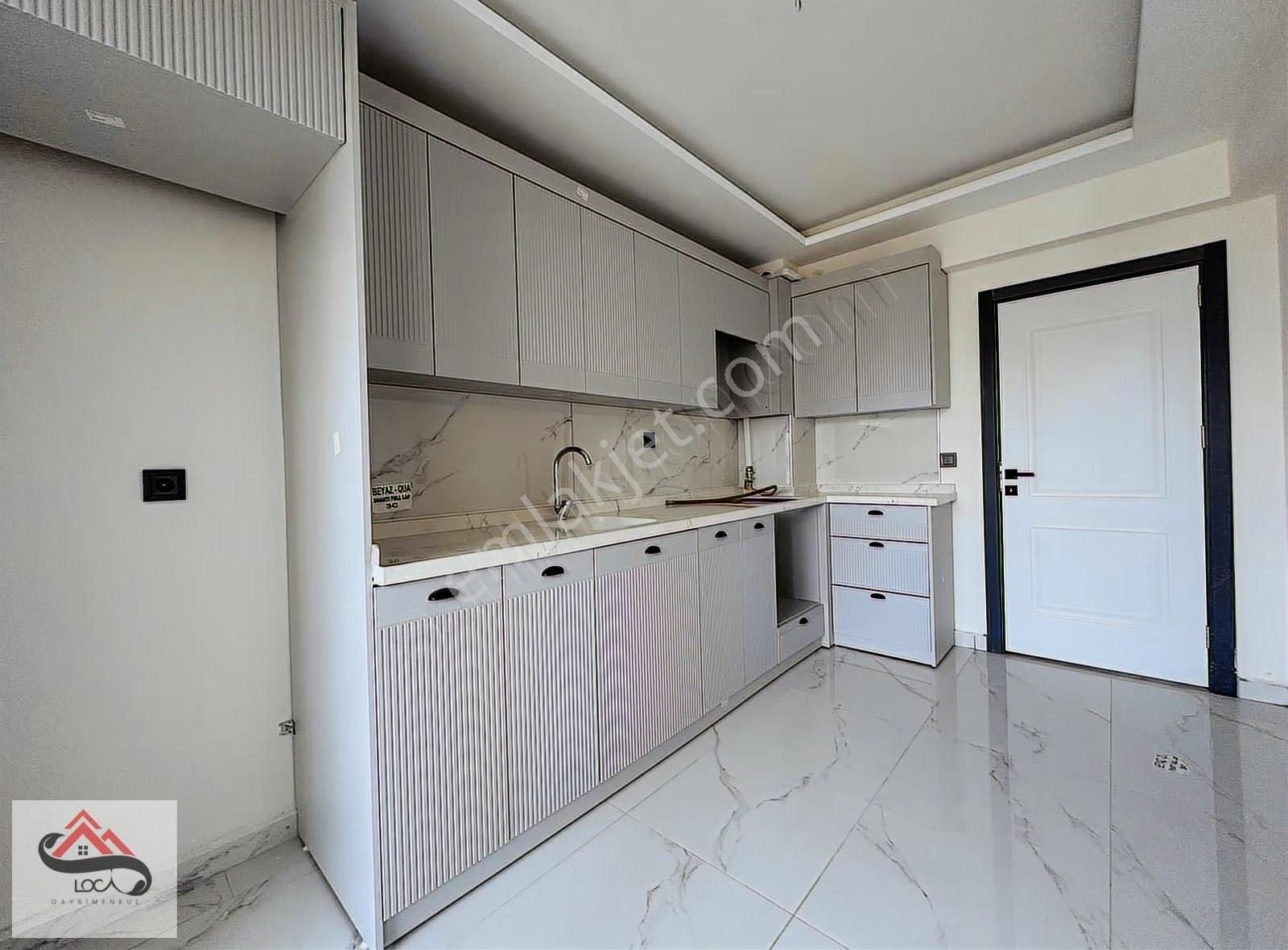 Loca'dan F.çakmak'ta Site İçerisinde Cam Balkon Petek Full U.lüx - Görsel 15