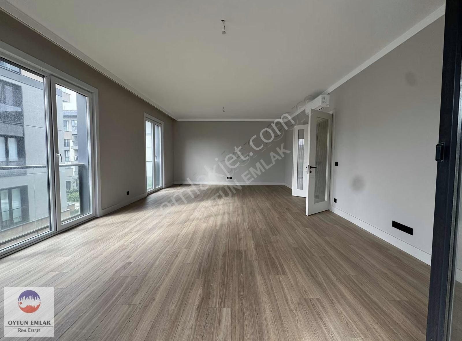 Tema İstanbul 2 De B Etabında Boş Satılık 4+1 Daire 230 M² - Görsel 24