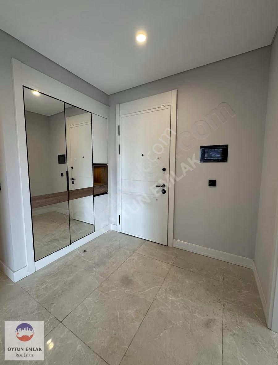 Tema İstanbul 2 De B Etabında Boş Satılık 4+1 Daire 230 M² - Görsel 17