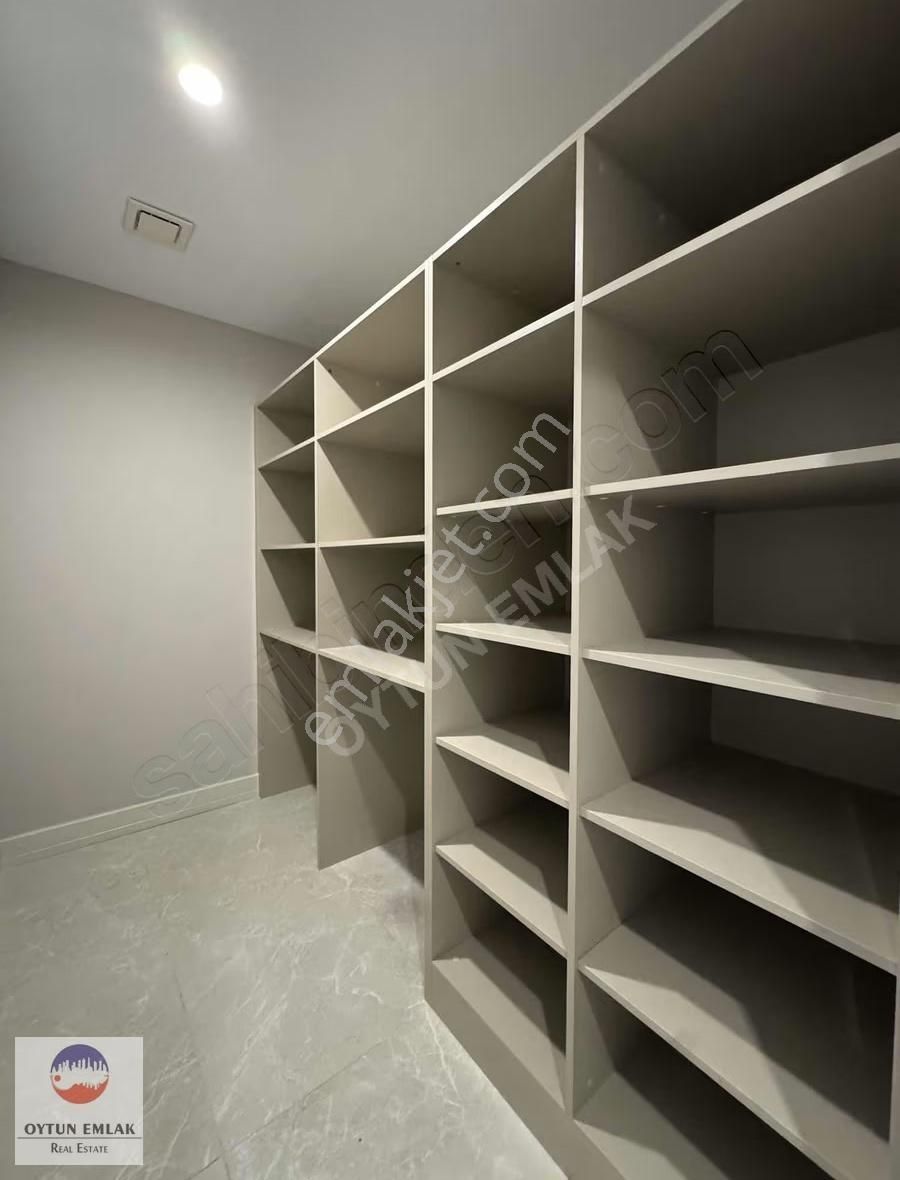 Tema İstanbul 2 De B Etabında Boş Satılık 4+1 Daire 230 M² - Görsel 18