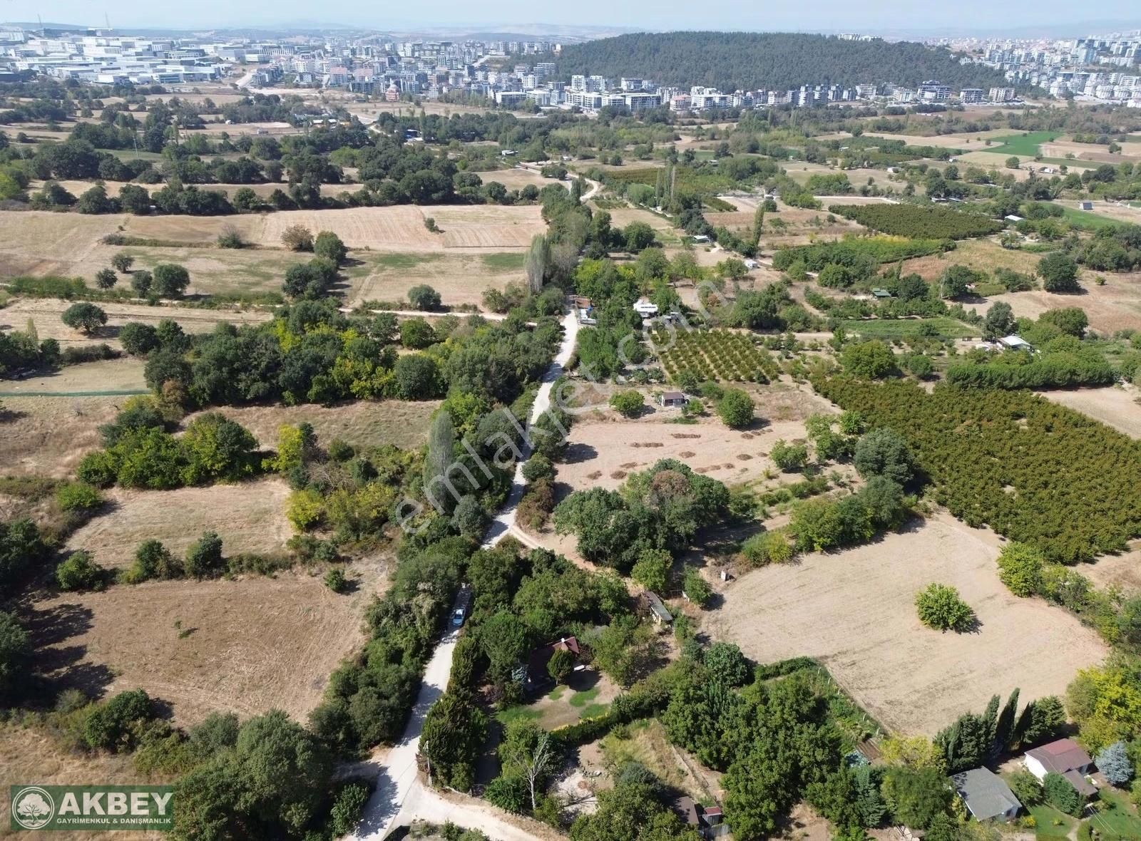 Akbey'den Ana Asfaltın Dibinde Resmi Yola Cephe Müstakil Arazi - Görsel 4
