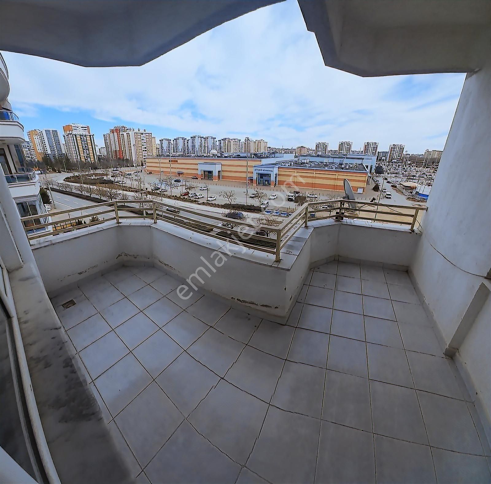 Real Avm Karşısı Eşyalı Arakat Satılık Daire - Görsel 6