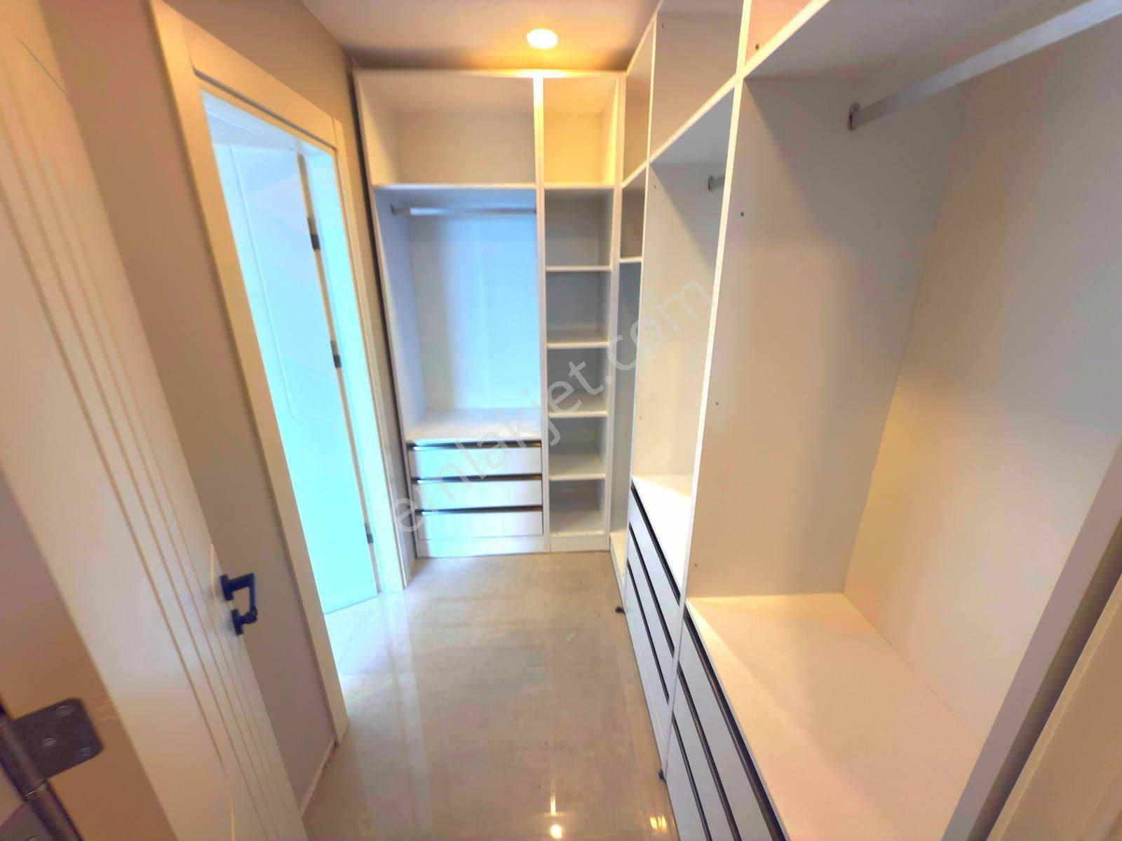 Kuşadasında Müstakil Özel Havuzlu 4+2 Sıfır Villa - Görsel 10