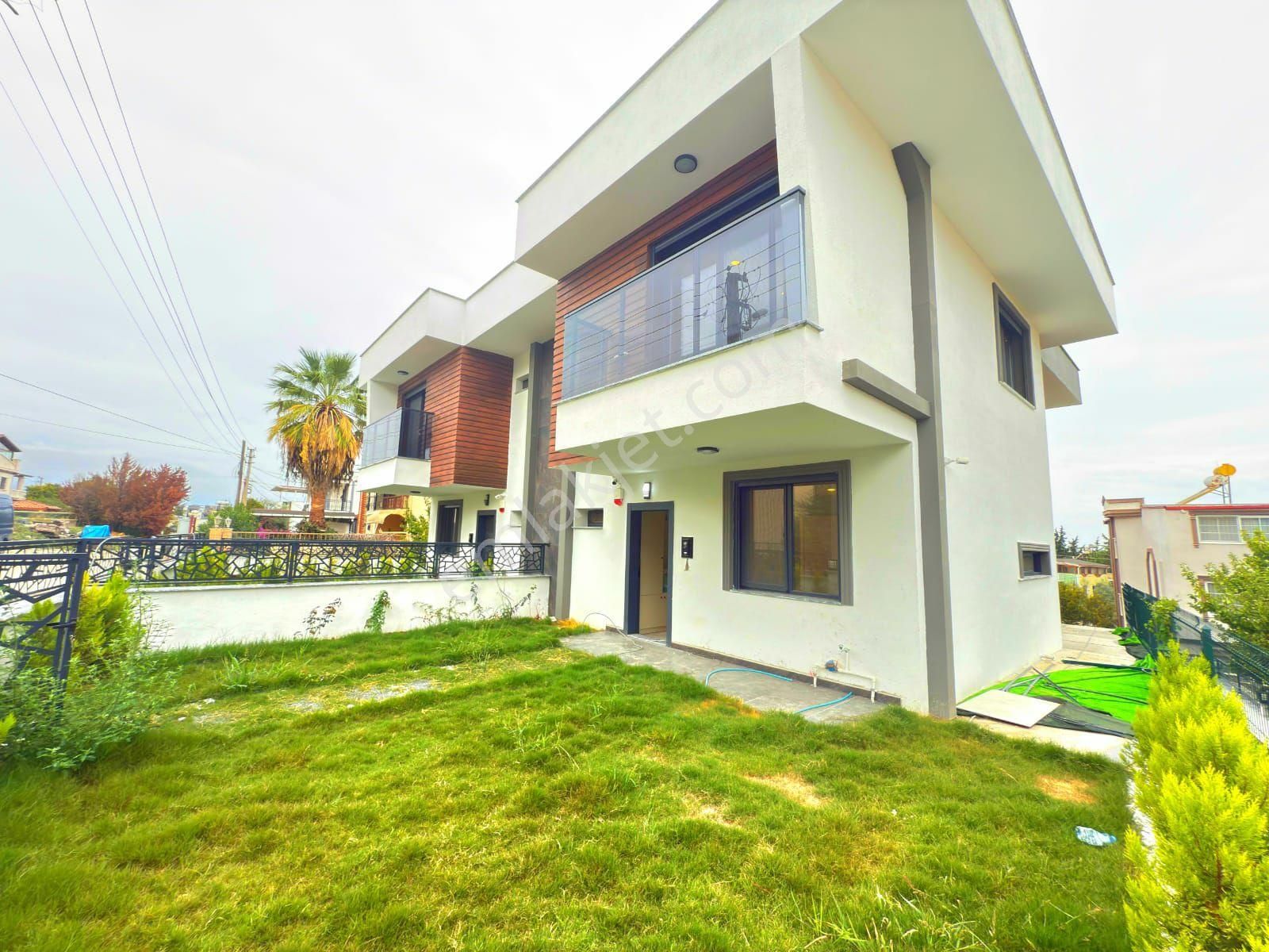 Kuşadasında Müstakil Özel Havuzlu 4+2 Sıfır Villa - Görsel 31