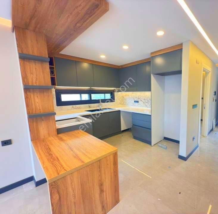 Kuşadasında Müstakil Özel Havuzlu 4+2 Sıfır Villa - Görsel 3