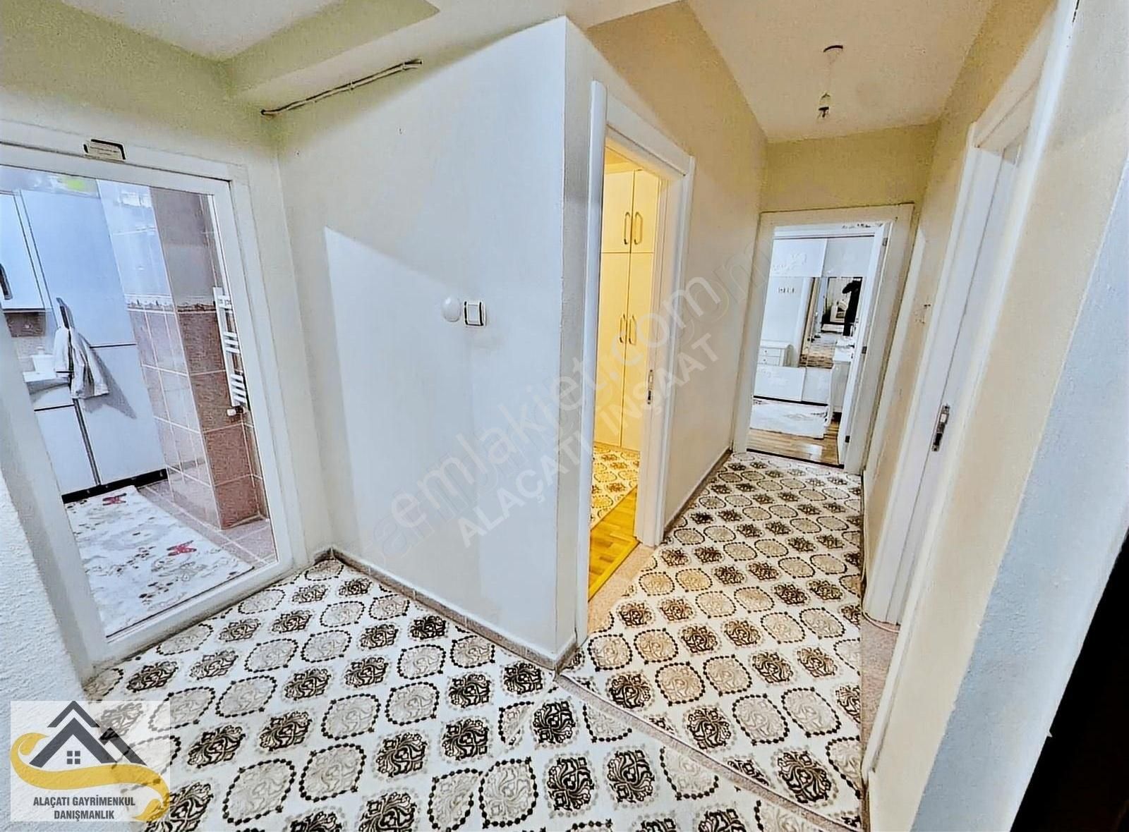 Alaçatı Dan S.gazi Esentepe Mah.nde 120 M2 3+1 2.kat Göbek Daire - Görsel 23