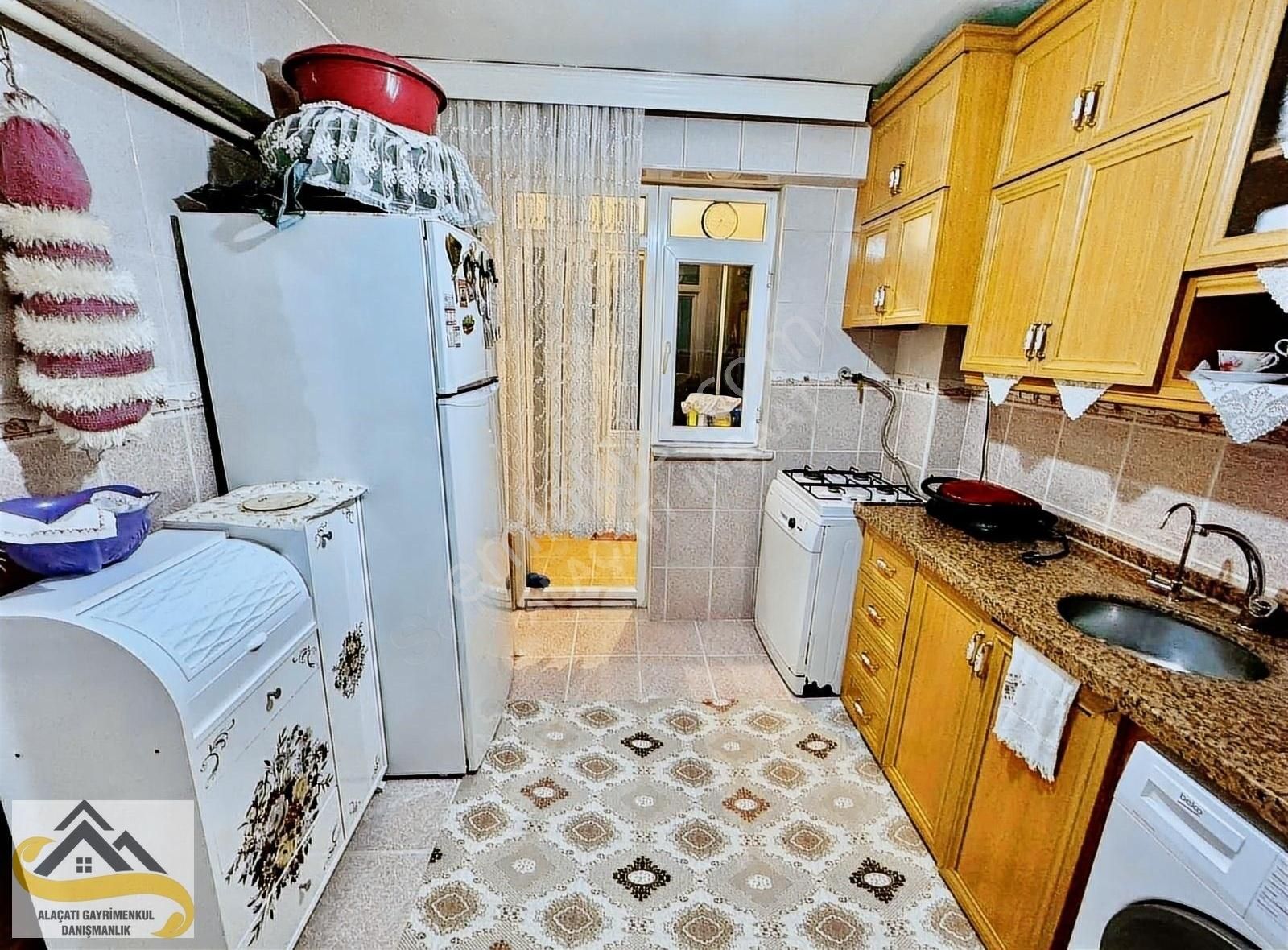 Alaçatı Dan S.gazi Esentepe Mah.nde 120 M2 3+1 2.kat Göbek Daire - Görsel 13