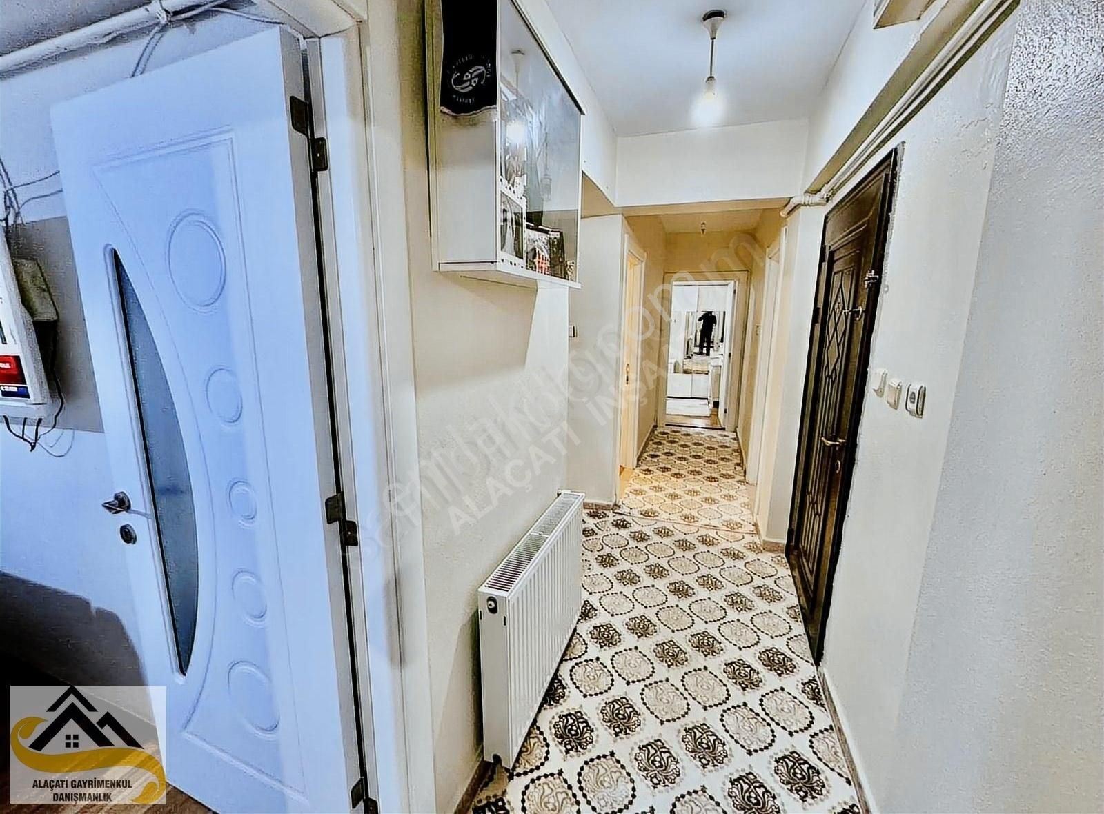 Alaçatı Dan S.gazi Esentepe Mah.nde 120 M2 3+1 2.kat Göbek Daire - Görsel 5