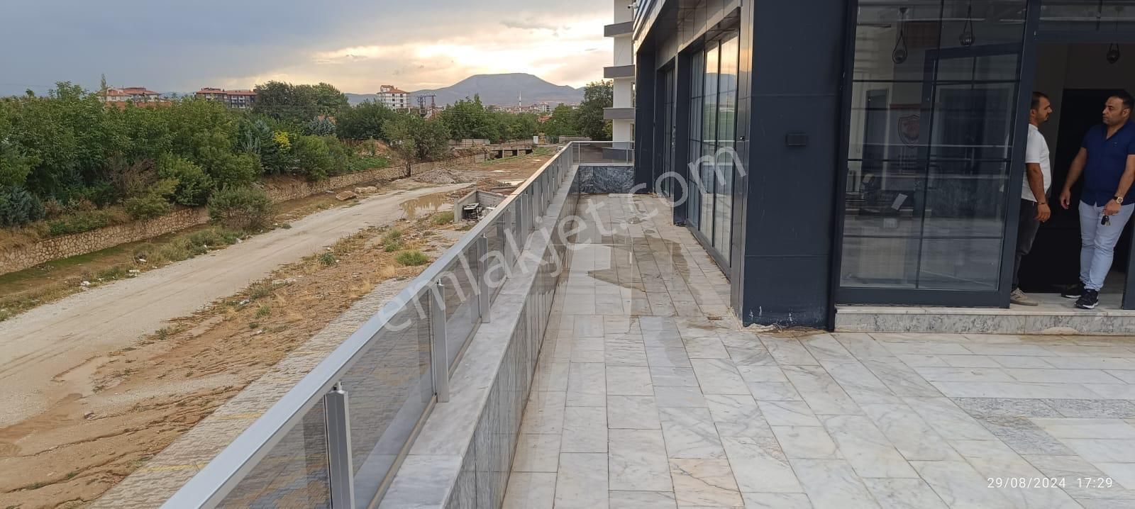 Antalya Çevre Yolun Da Karatay Haline Yakın İki Katlı Bina - Görsel 21