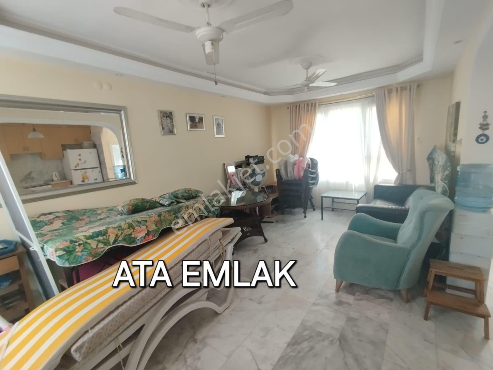 Kuşadasında Plaja Yakın Havuzlu Sitede Tek Müstakil 4+1 Bahçeli Villa - Görsel 18