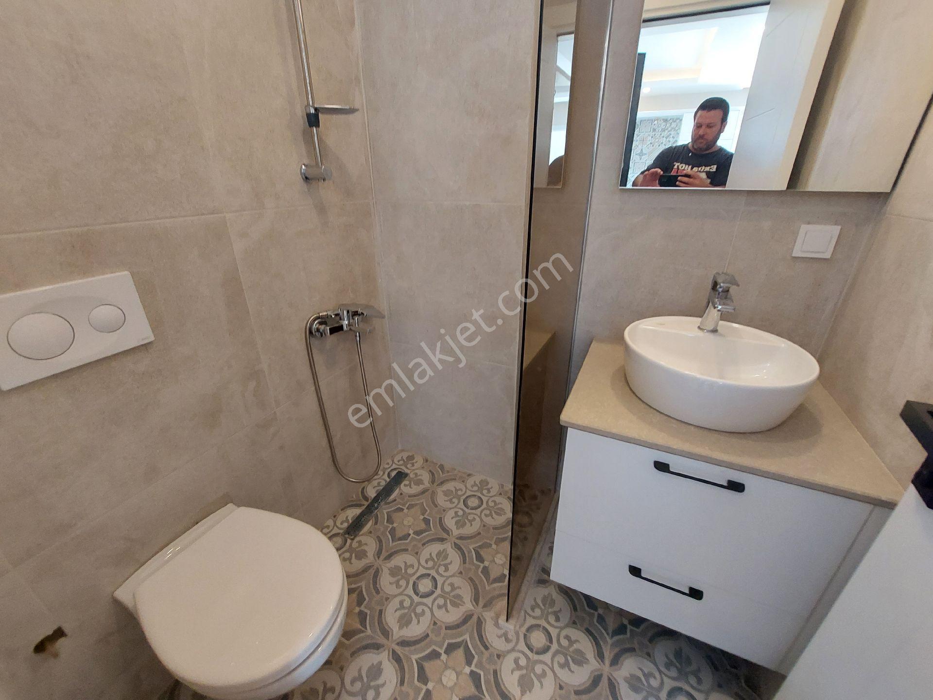 Davutlarda Açık Ve Kapalı Yüzme Havuzlu Sitede 3+1 Bahçeli Sıfır Villa - Görsel 13