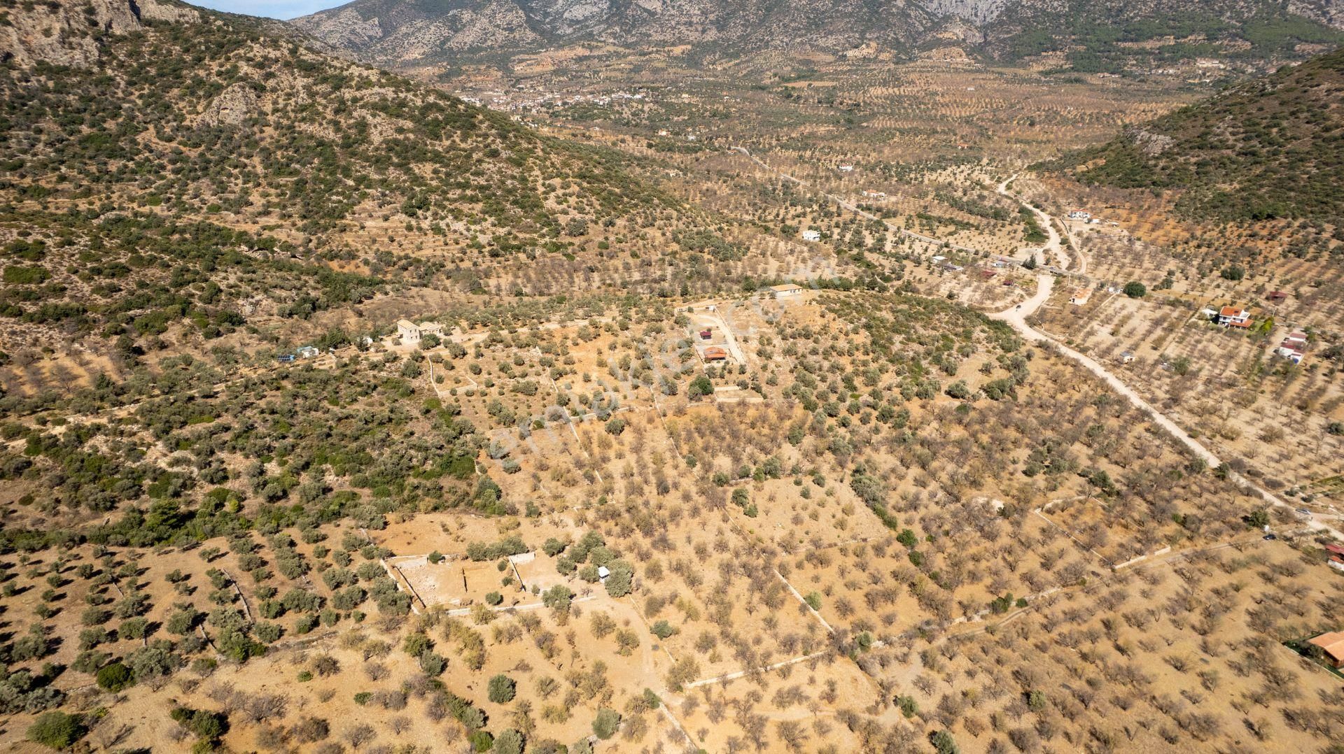 Datça Palamutbükünde 16.414 M2 Deniz Manzaralı İmarlı Arsa - Görsel 9