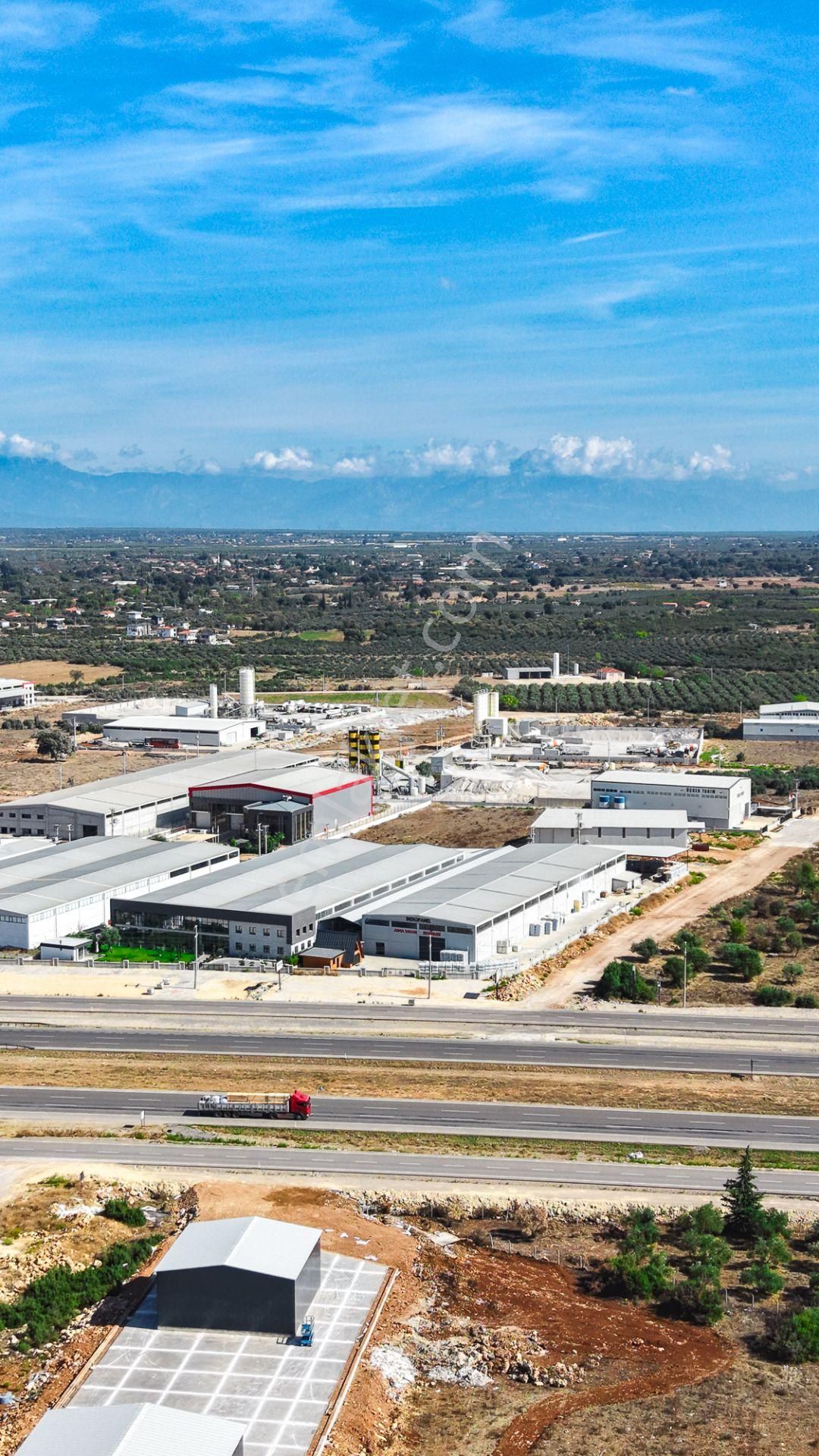 Akdeniz Bulvarına Bir Parsel Tam Ticari - Görsel 20