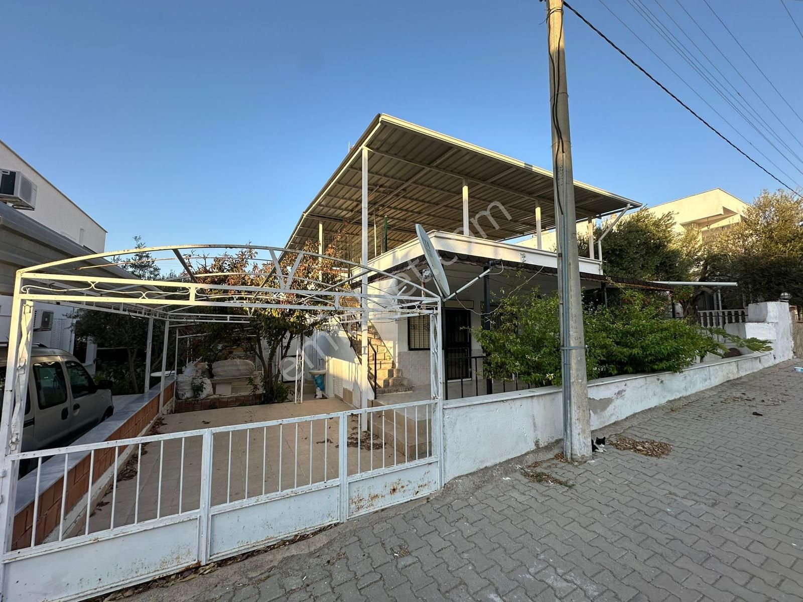 Didim De 250 M2 Arsa İçinde Tek Katlı Tam Müstakil Ev - Görsel 2