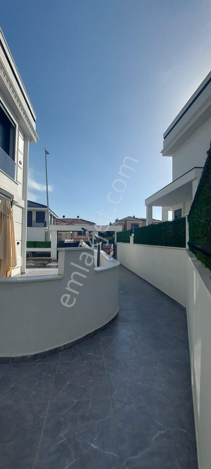 Çamlık Da Alt Katda Odası Olan Müstakil Havuzlu Lüks Villa - Görsel 4