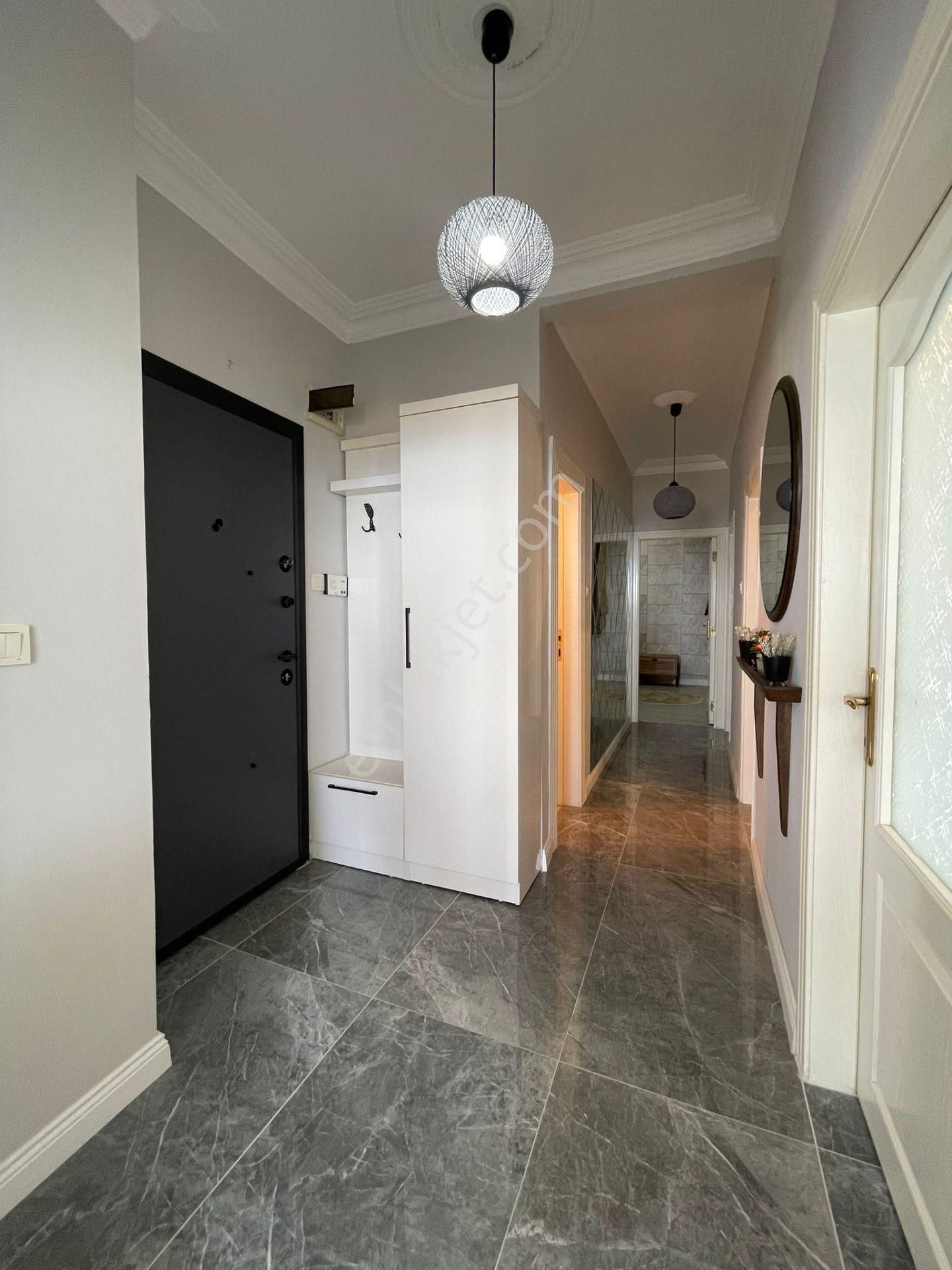 Alanya Tosmur’da Denize Sıfır Lüks Daire – Full Deniz Manzaralı! - Görsel 13