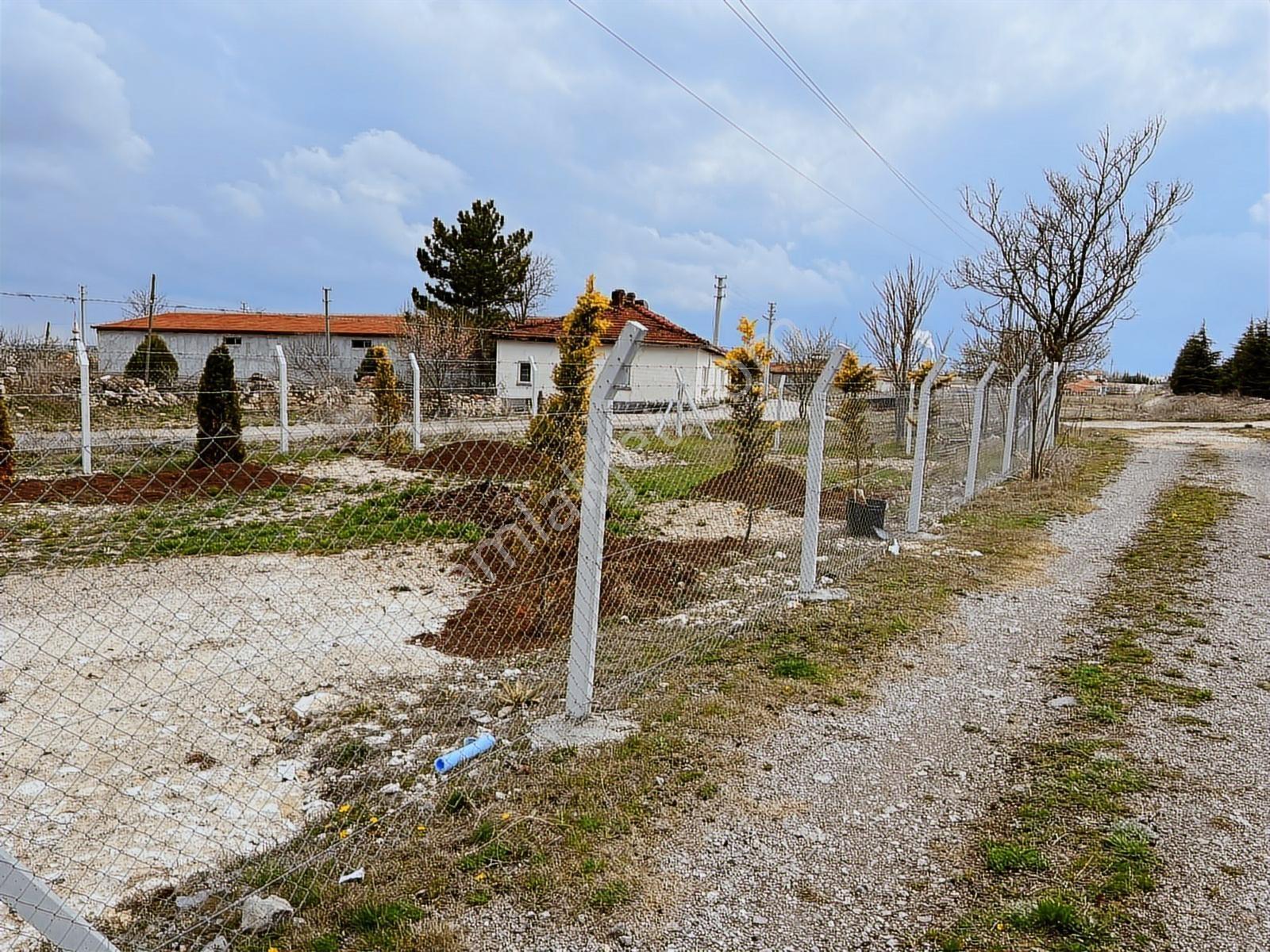 Başkan Emlaktan Satılık Akpınarda 548 M2 Arsa 2 Kata İmarlı - Görsel 4