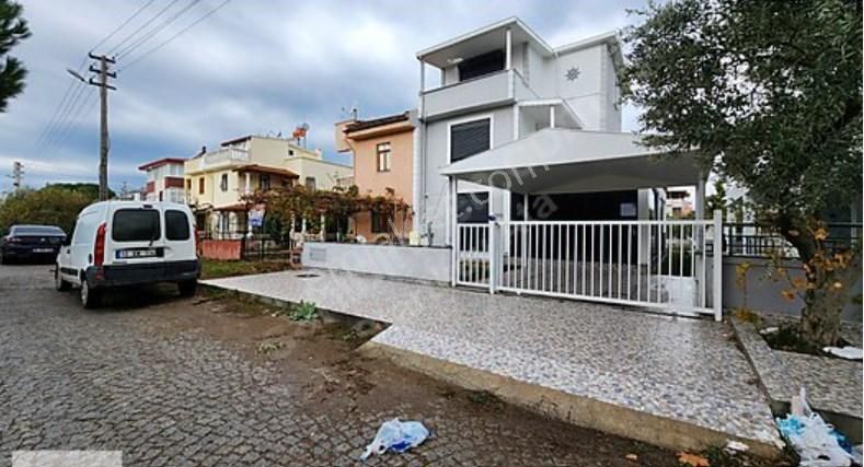 Dikili Bankacılar Sitesinde 2+1 Satılık Dubleks Villa - Görsel 14