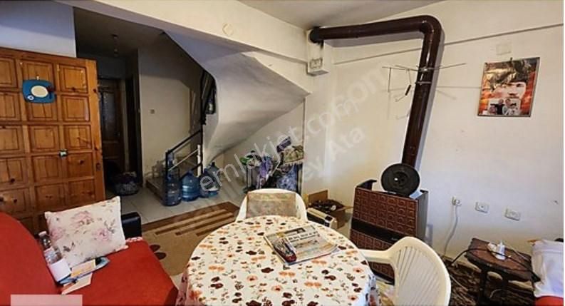 Dikili Bankacılar Sitesinde 2+1 Satılık Dubleks Villa - Görsel 2