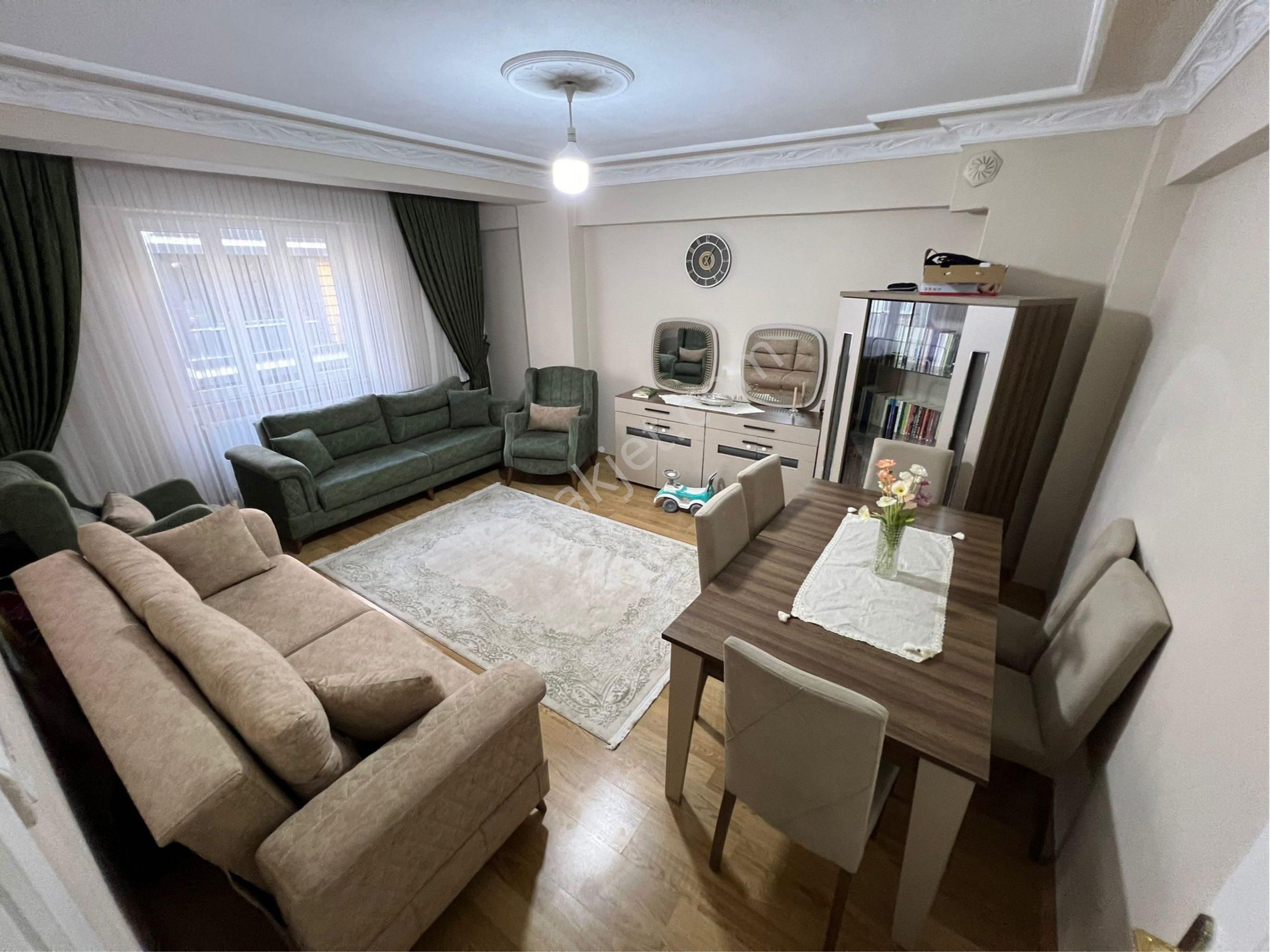 Özgür İnşaat'tan İsmetpaşa Mah'de 2+1 120m2 Ara Kat Mükemmel Daire