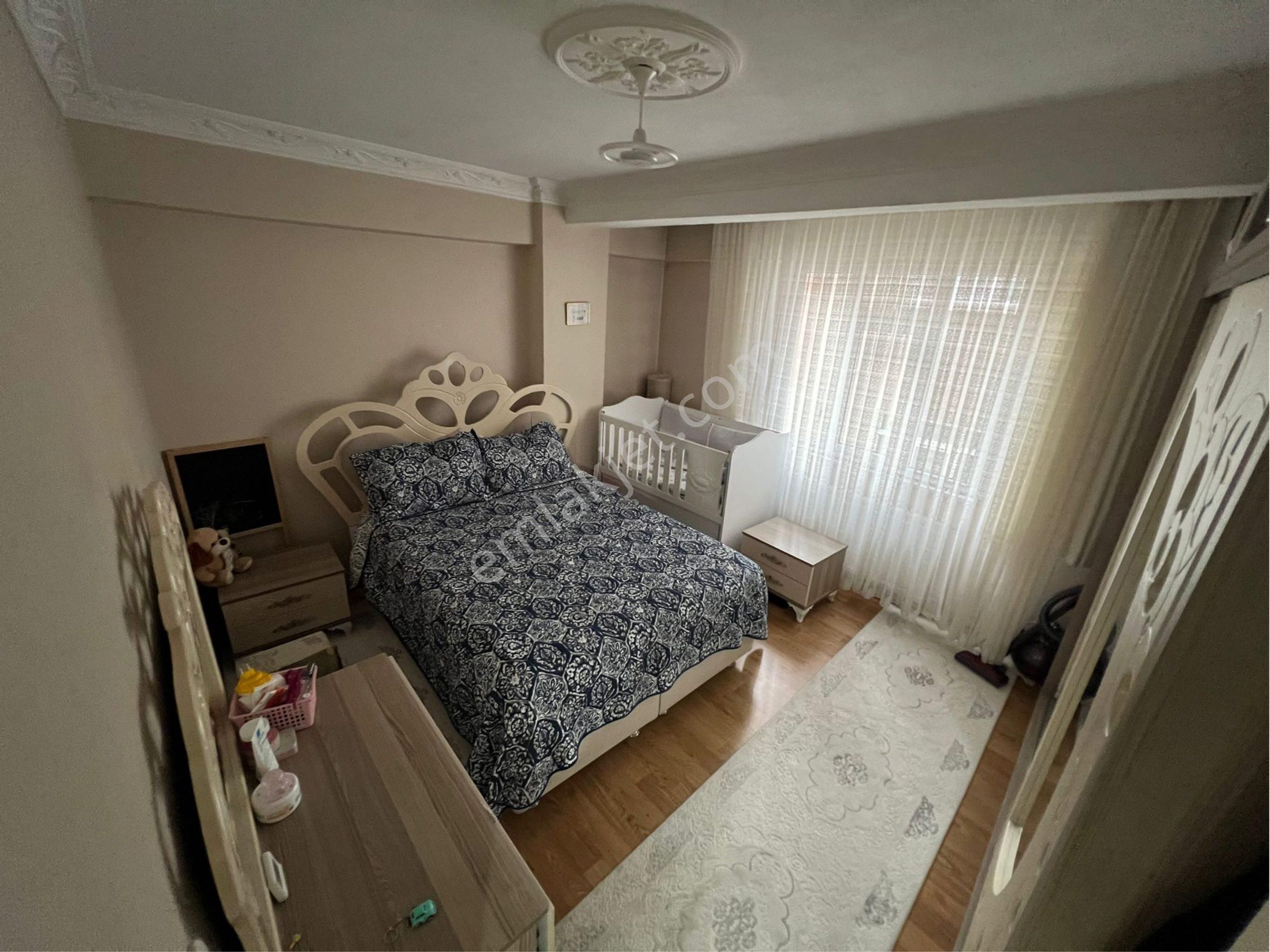 Özgür İnşaat'tan İsmetpaşa Mah'de 2+1 120m2 Ara Kat Mükemmel Daire - Görsel 9