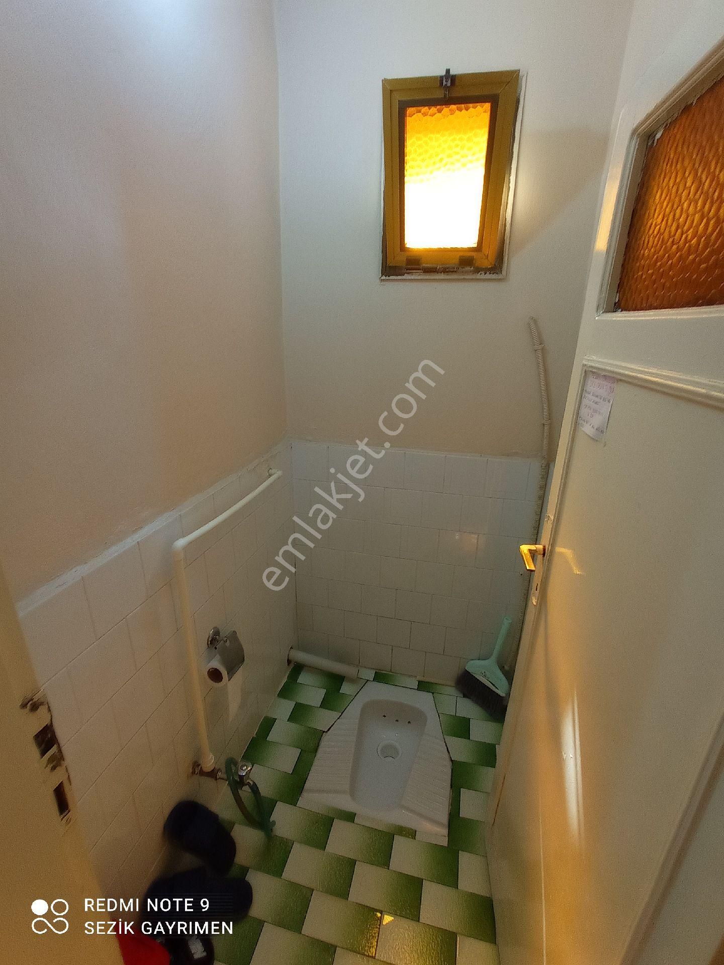 Gülbahçe M.h.obalar Caddesi Civarı Komple Satılık Müstakil Ev - Görsel 12