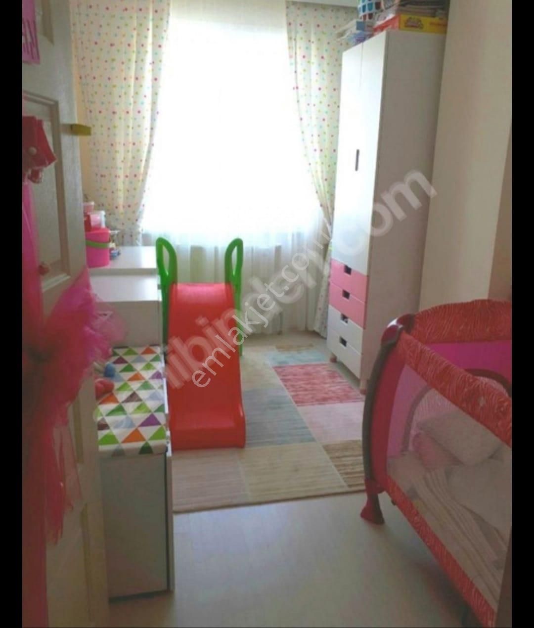 Merkezi Konumda Karanlık Odasız 85m² 3+1 Kat Mülkiyetli Daire - Görsel 13