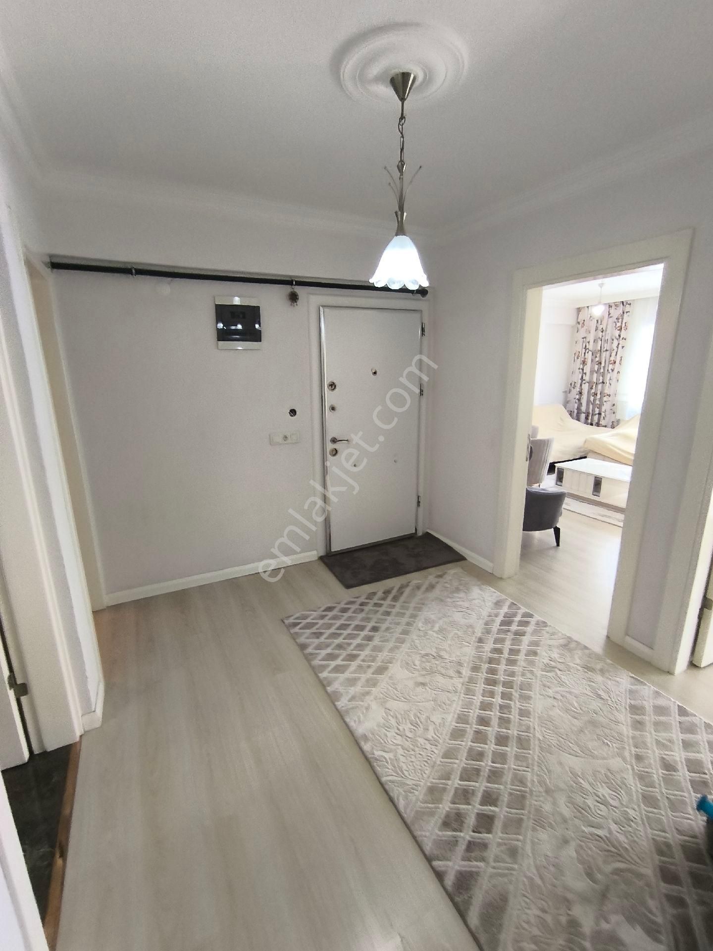 Dostluk Bulvarı Üzerinde Satılık 4 Katlı Bina - Görsel 9