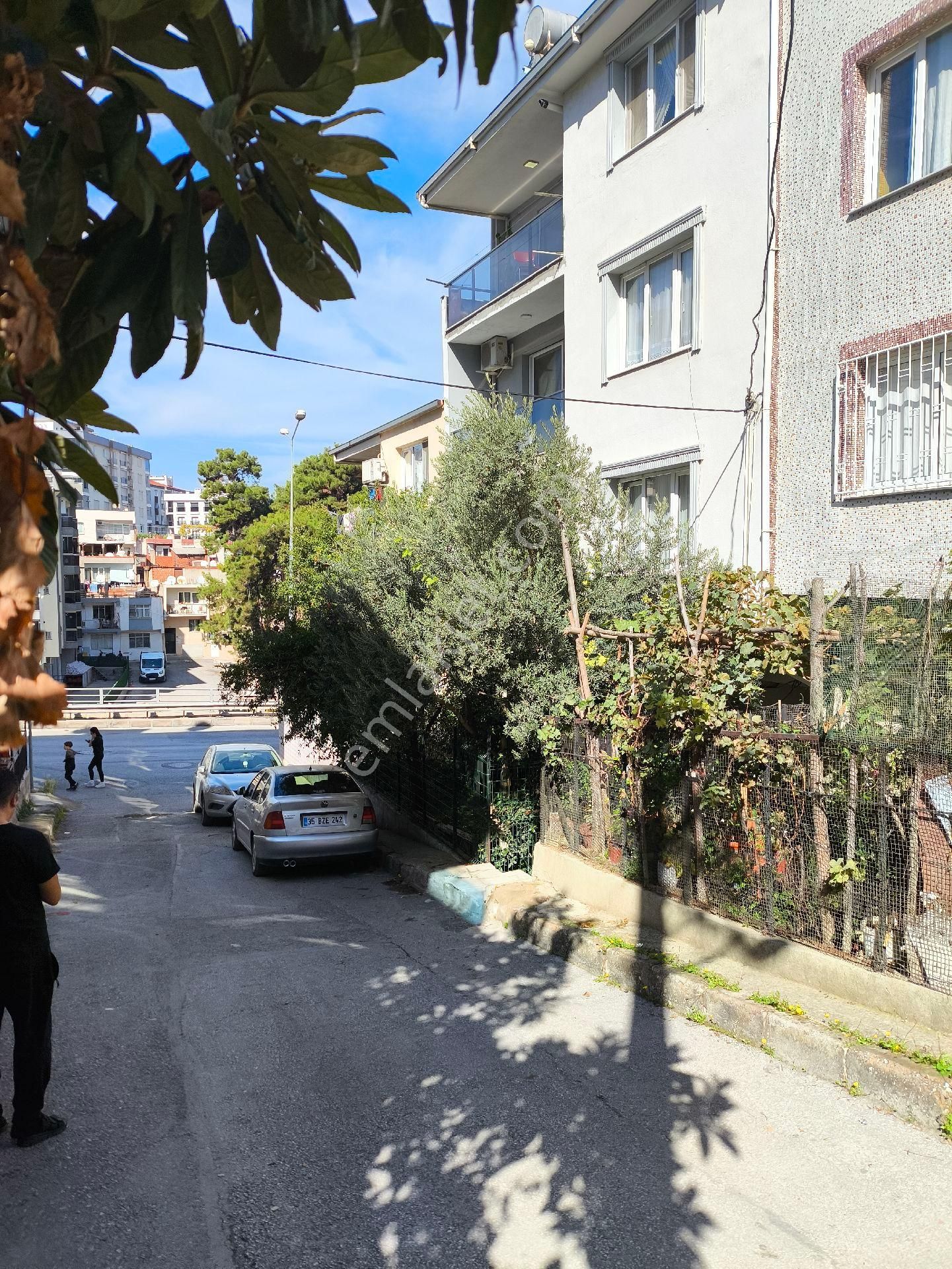 Dostluk Bulvarı Üzerinde Satılık 4 Katlı Bina - Görsel 2