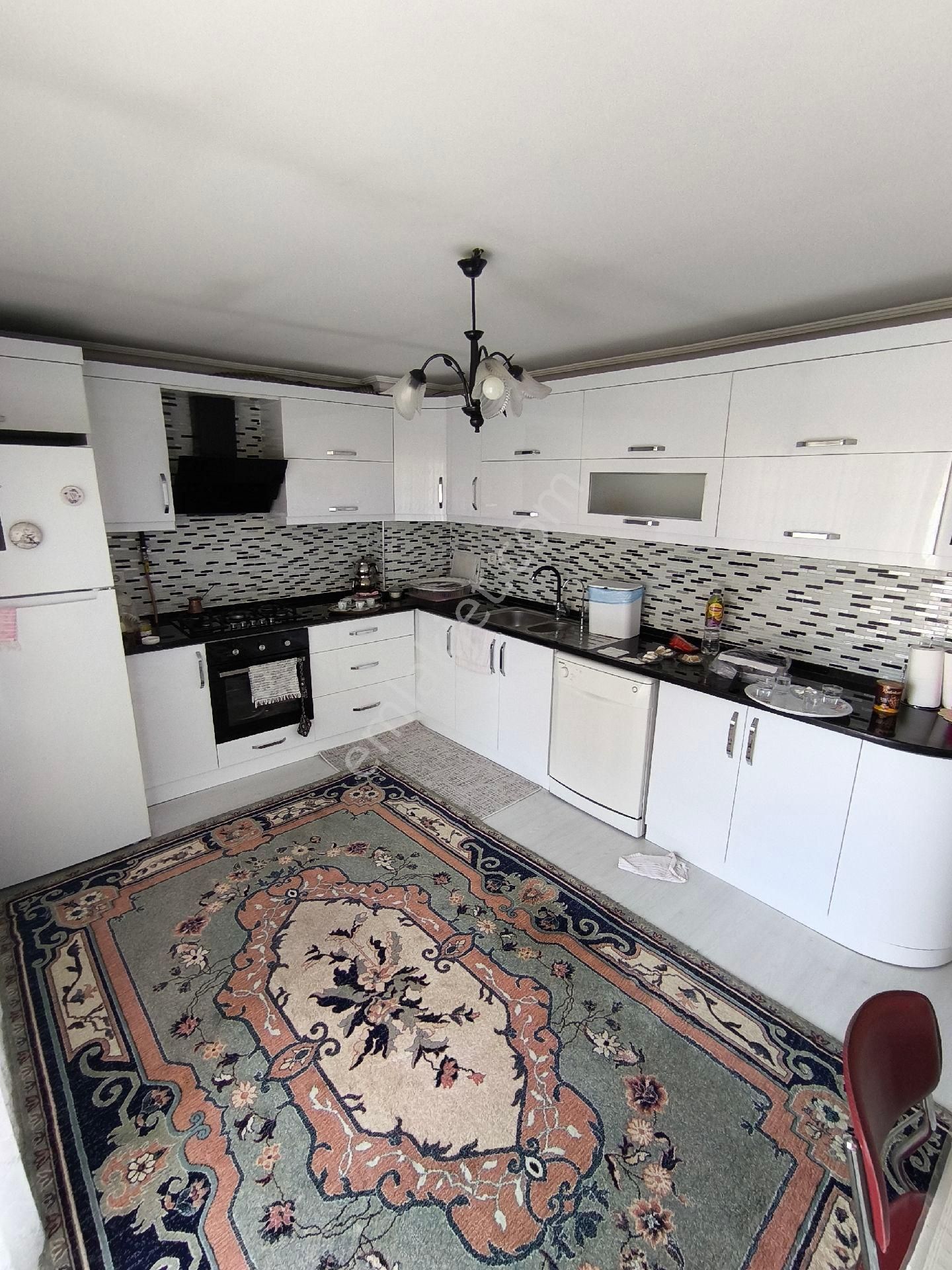 Dostluk Bulvarı Üzerinde Satılık 4 Katlı Bina - Görsel 24