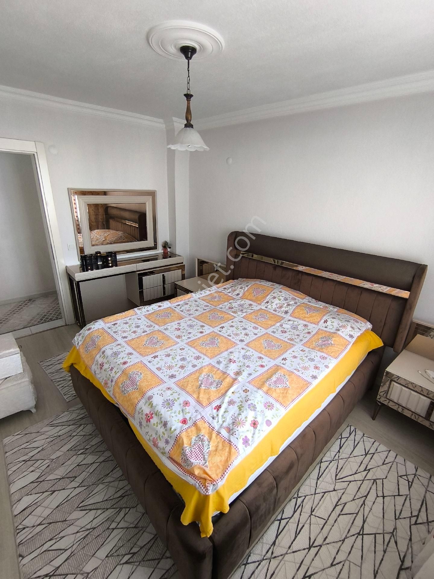 Dostluk Bulvarı Üzerinde Satılık 4 Katlı Bina - Görsel 12