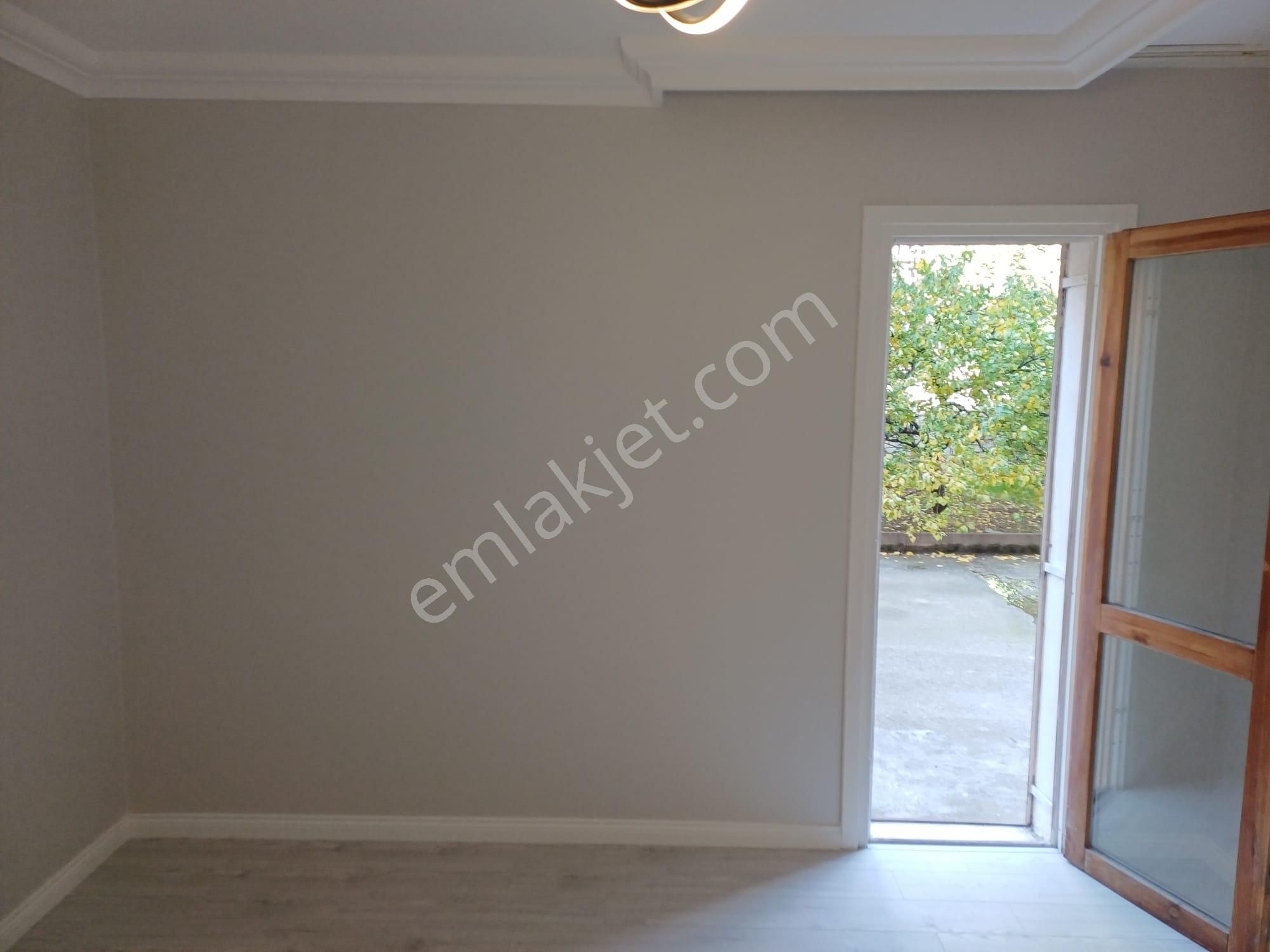 Birlik Mahallesi Yaşam Hastanesine Yakın İçi Lüks Yapılı Bahçe Kullanımlı 3+1 Giriş Satılık Daire - Görsel 19