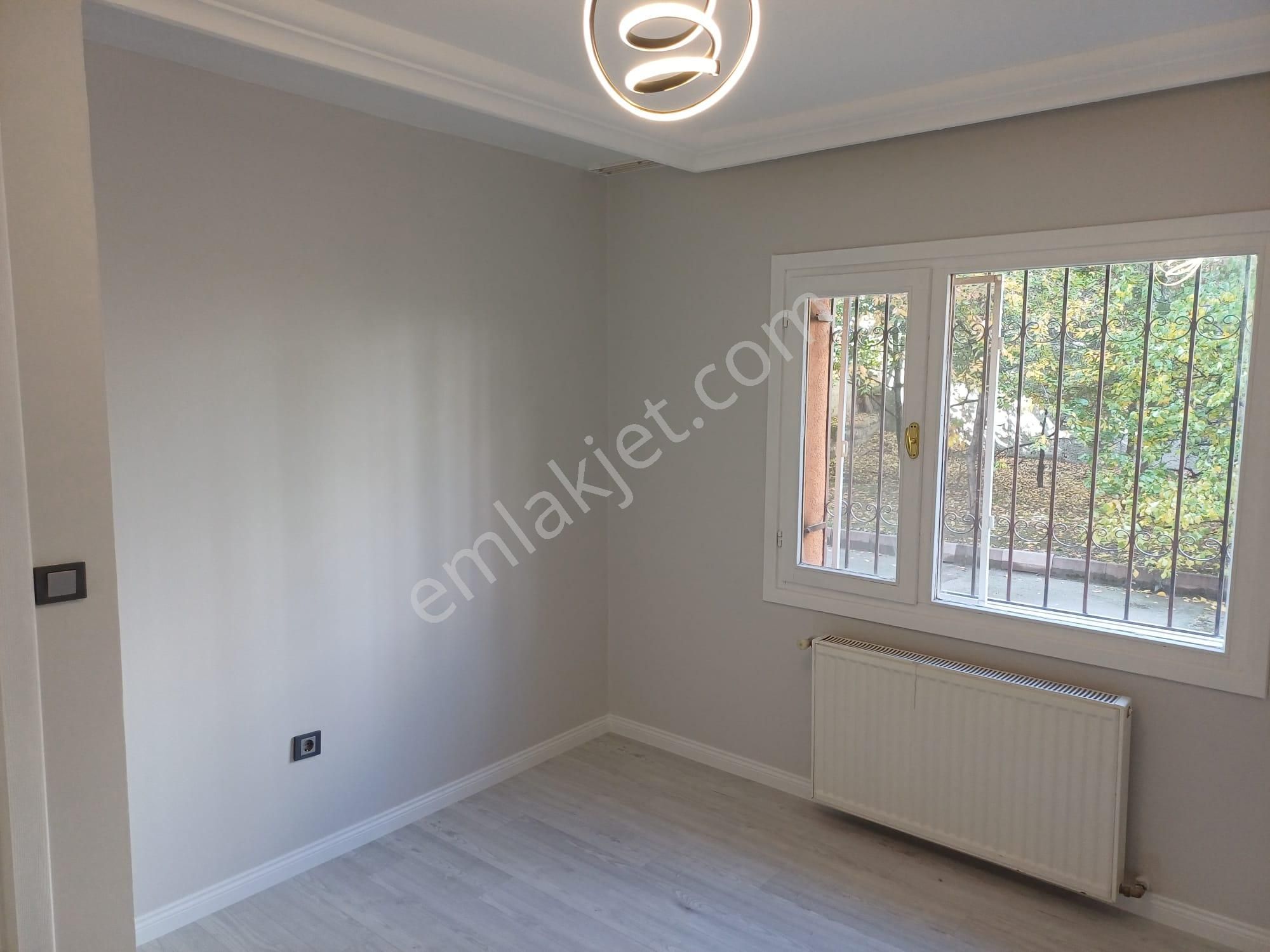 Birlik Mahallesi Yaşam Hastanesine Yakın İçi Lüks Yapılı Bahçe Kullanımlı 3+1 Giriş Satılık Daire - Görsel 15