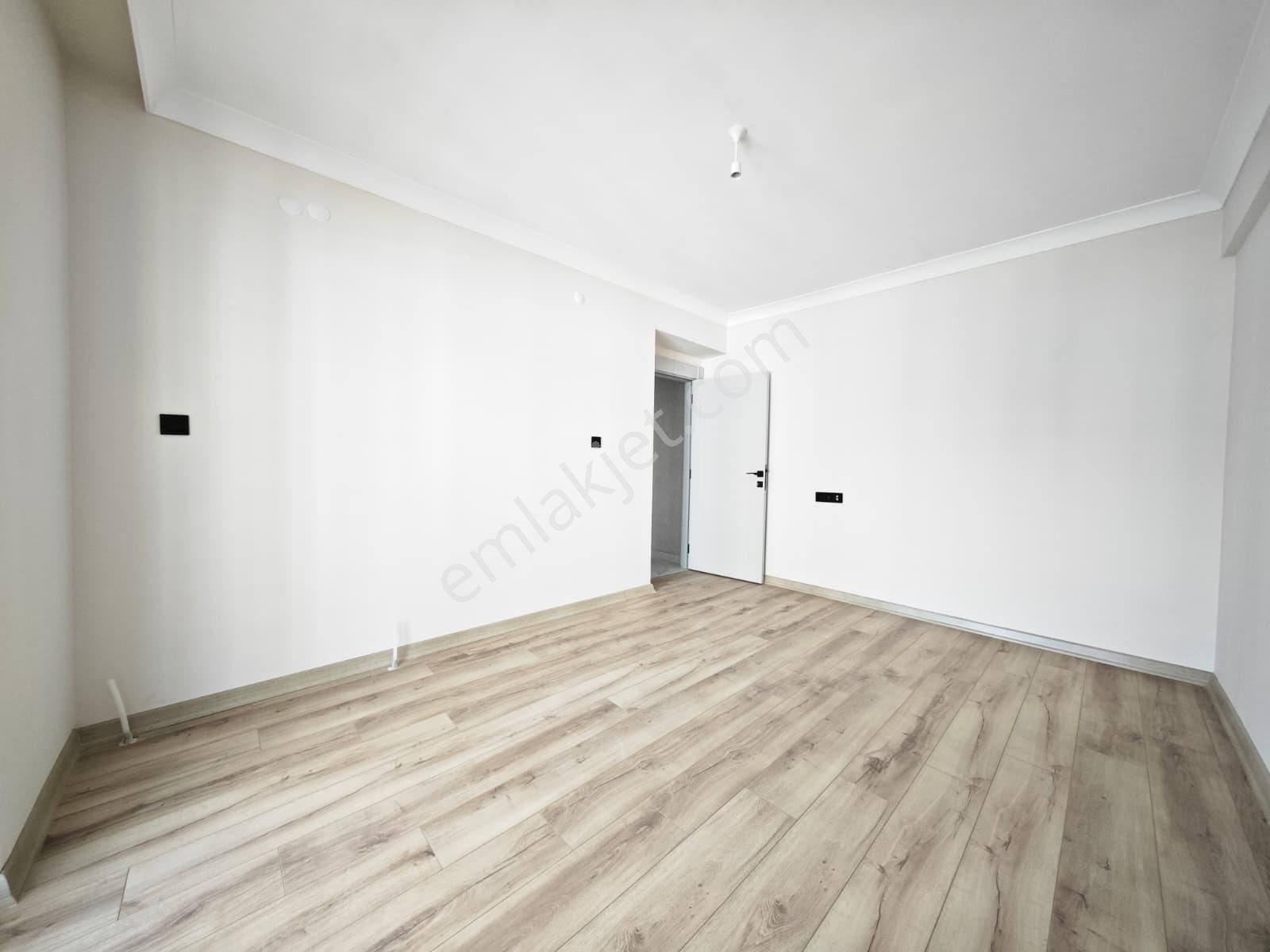 Feridunçelik'te Ultra Lüks Yapılı 3+1 Katta Kiralık Daire !! - Görsel 18