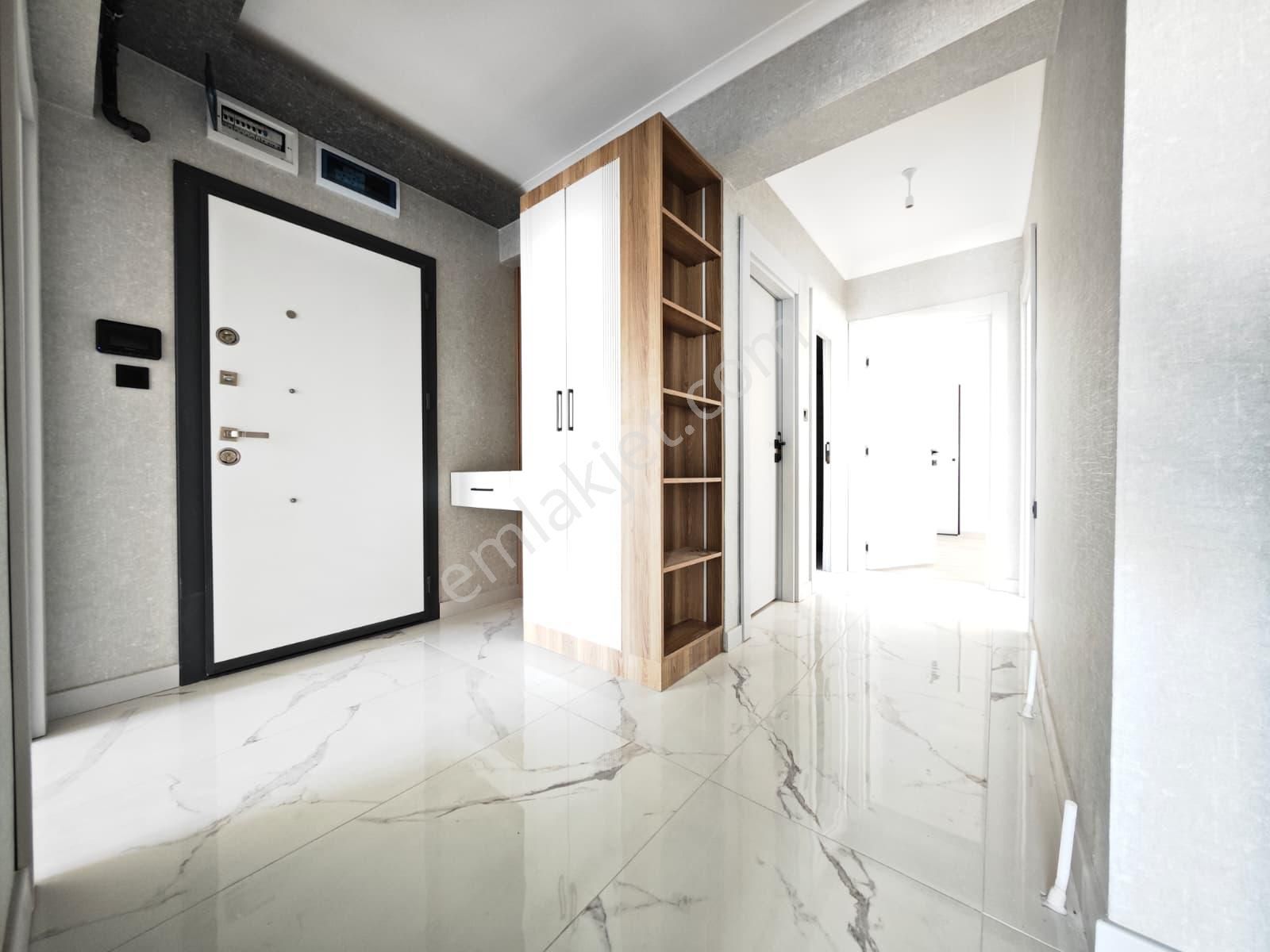 Feridunçelik'te Ultra Lüks Yapılı 3+1 Katta Kiralık Daire !! - Görsel 22